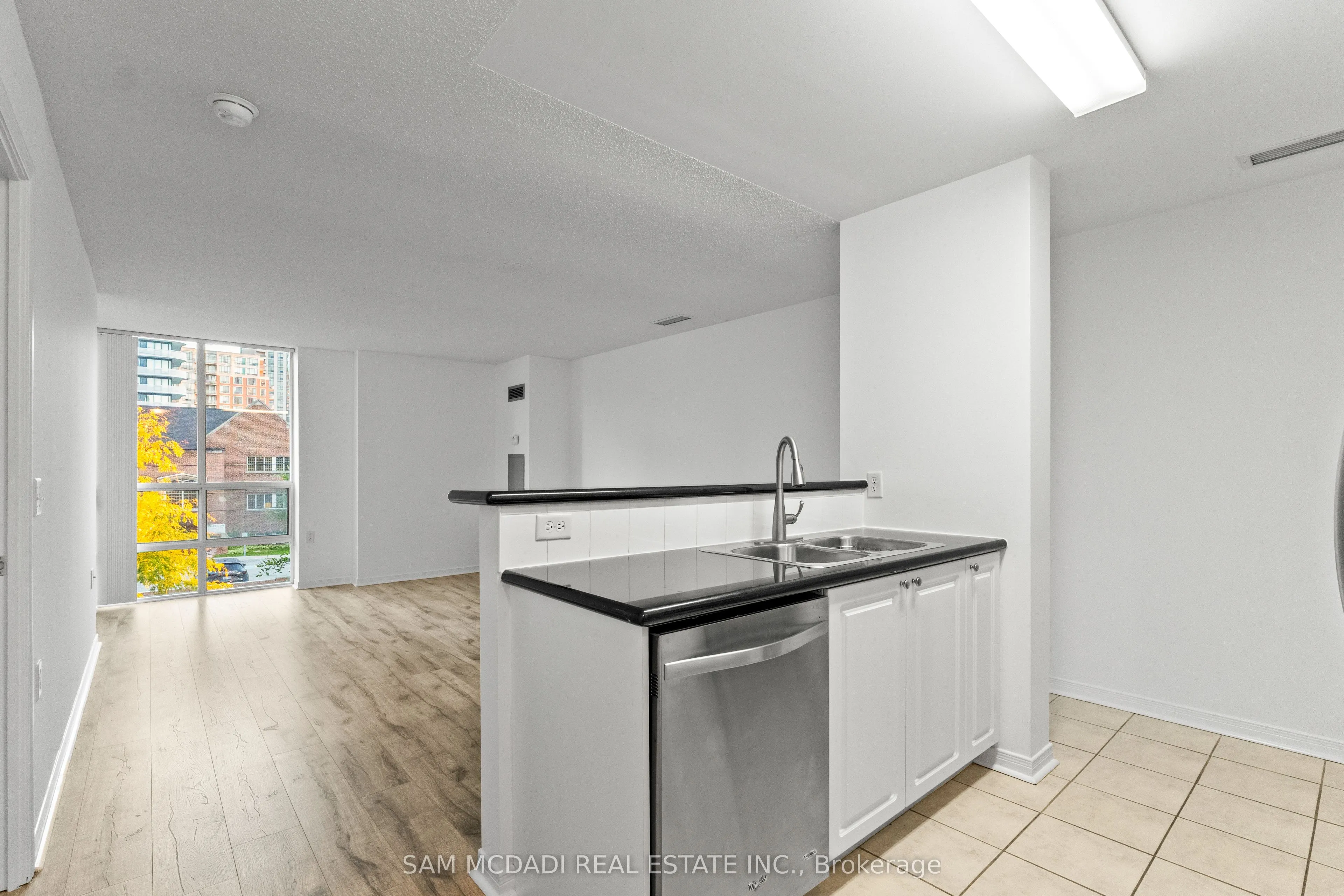 20 Olive Avenue, #206