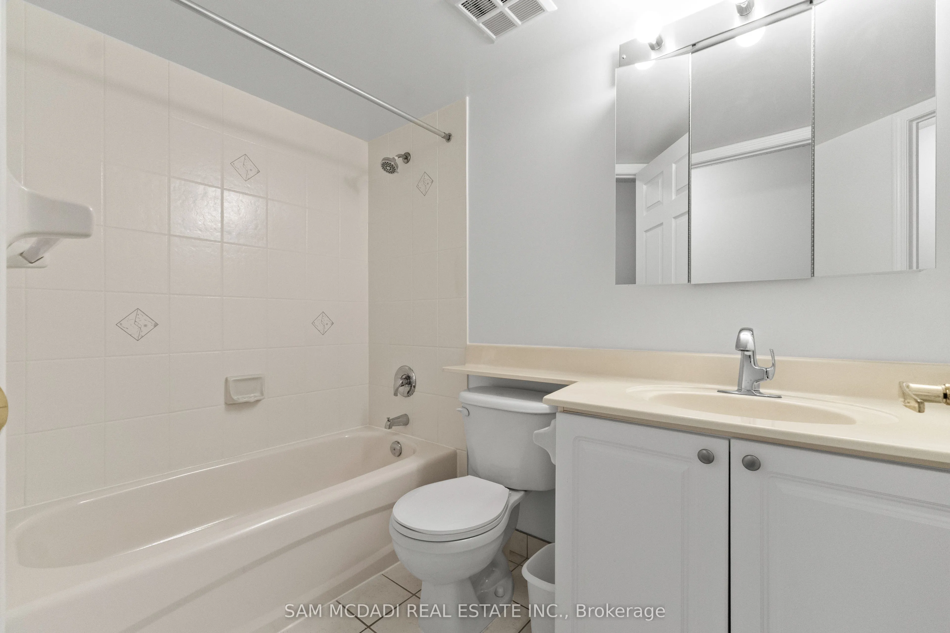 20 Olive Avenue, #206