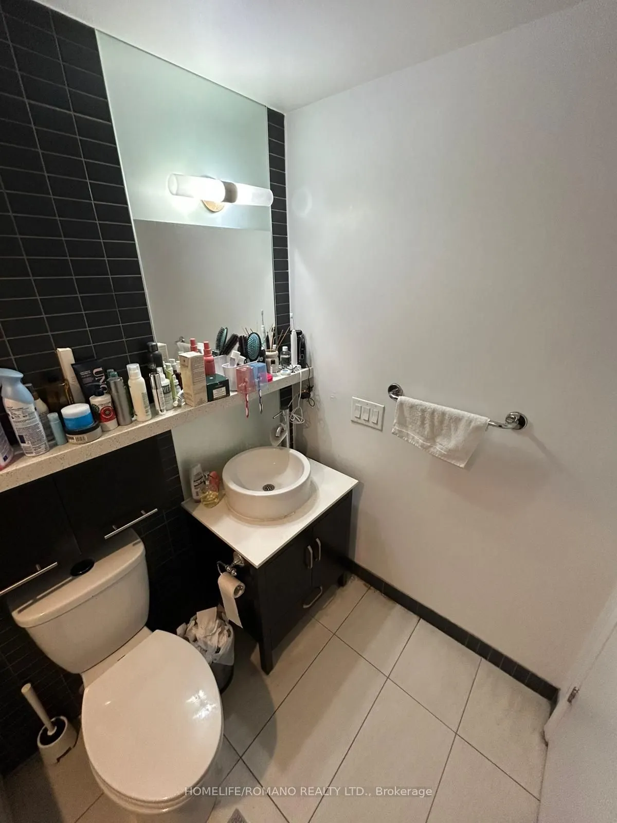 25 Carlton Street, #3001