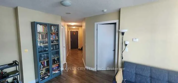 12 Yonge Street, #1102