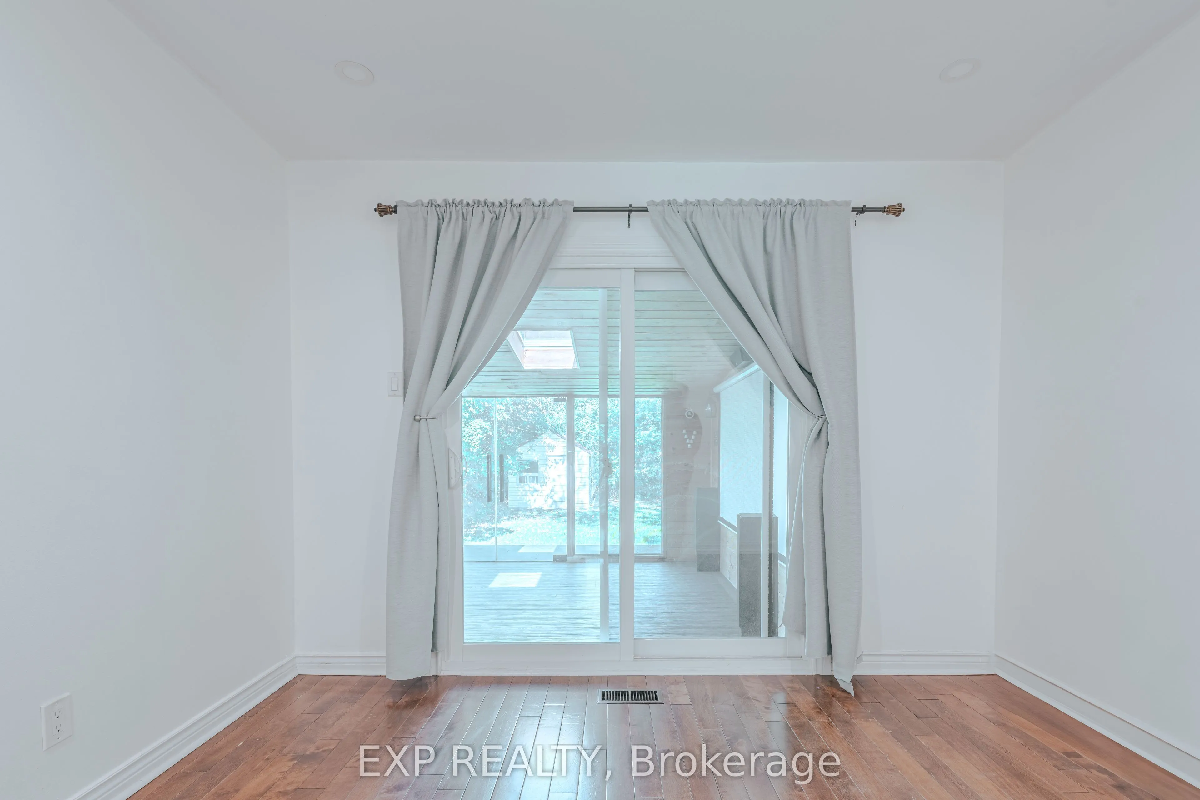 72 Billington Crescent