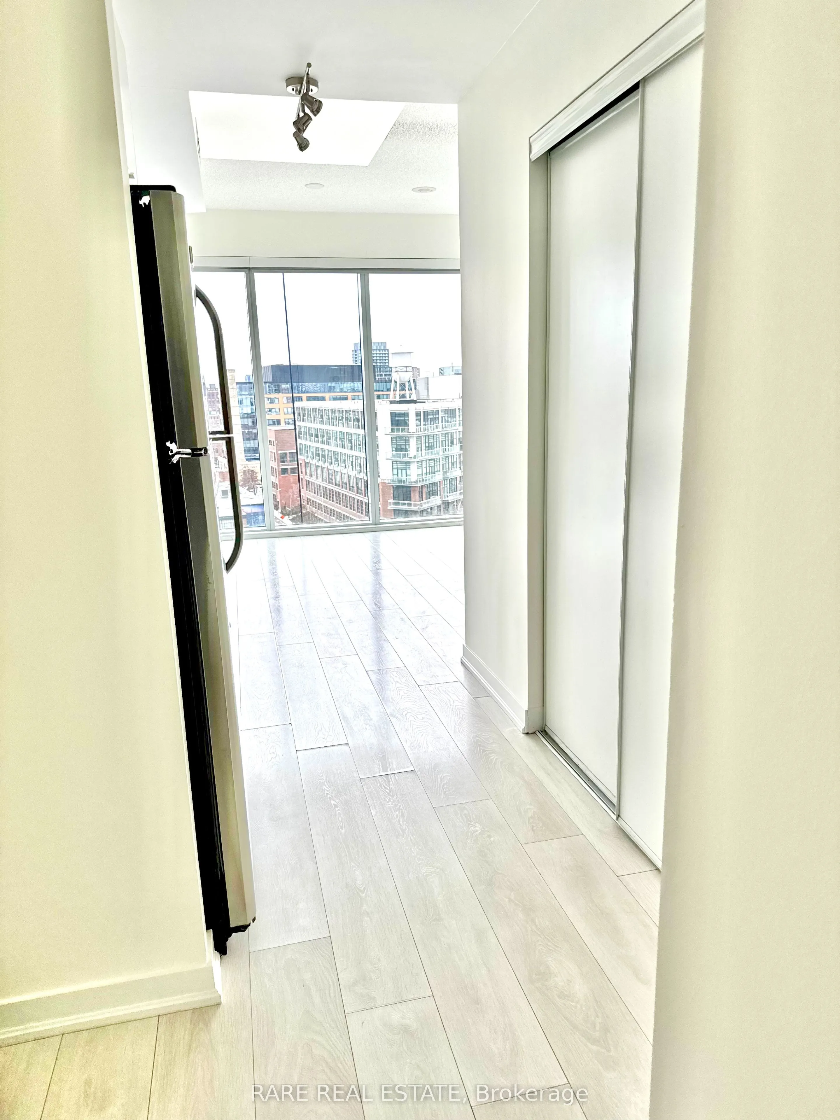 150 East Liberty Street, #1112