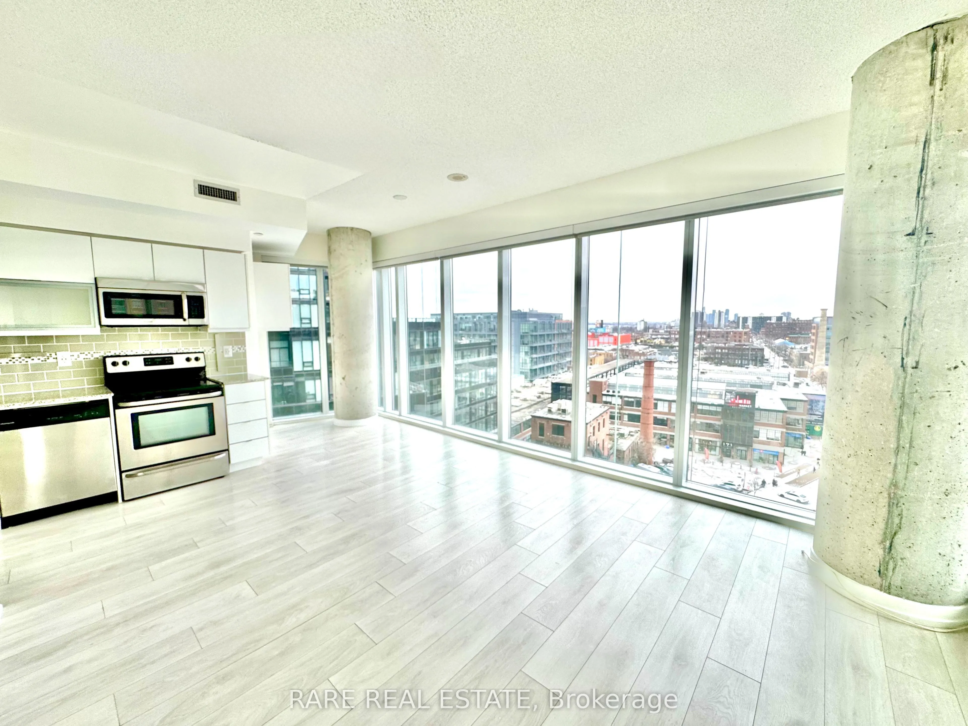 150 East Liberty Street, #1112