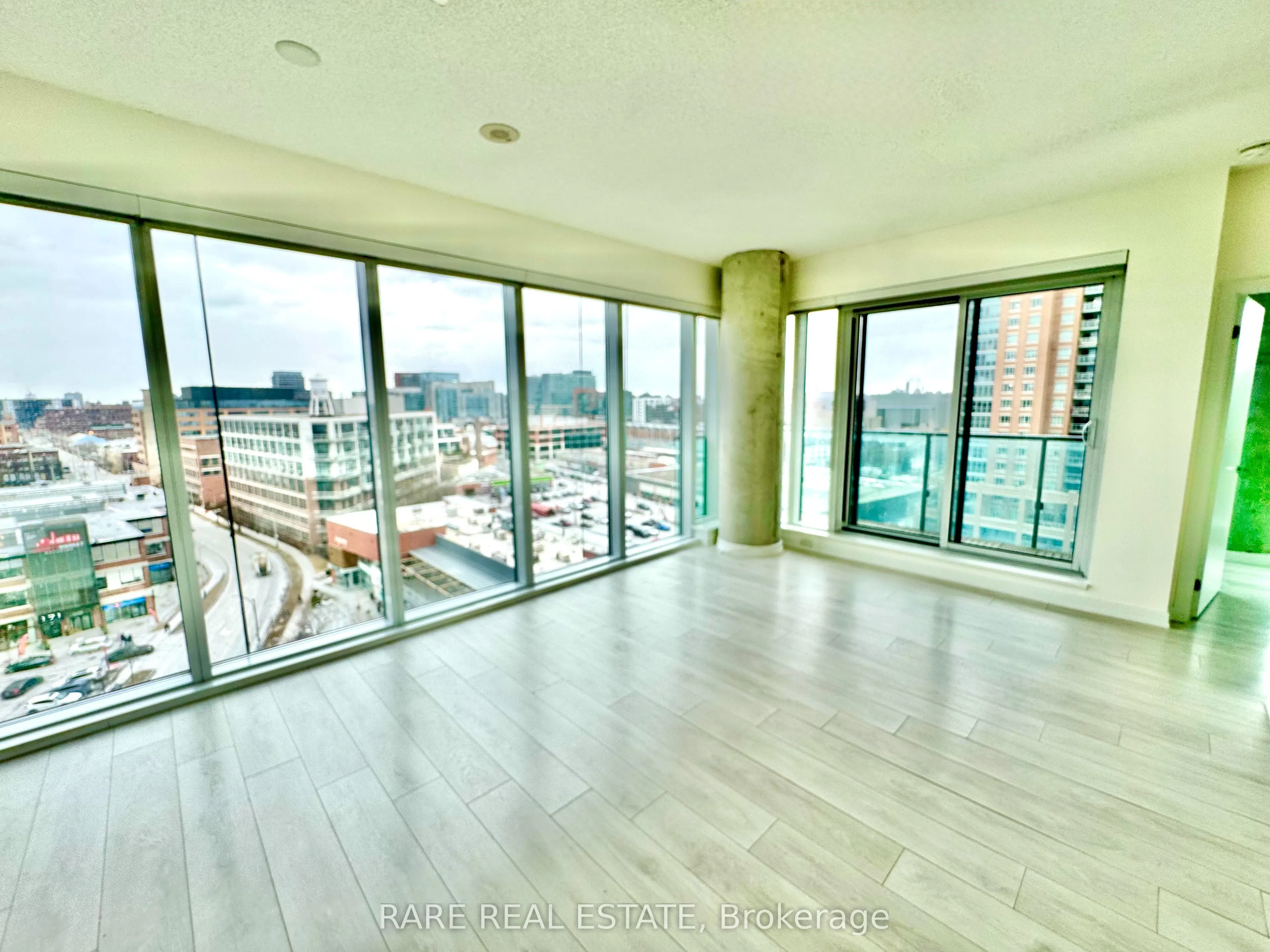 150 East Liberty Street, #1112