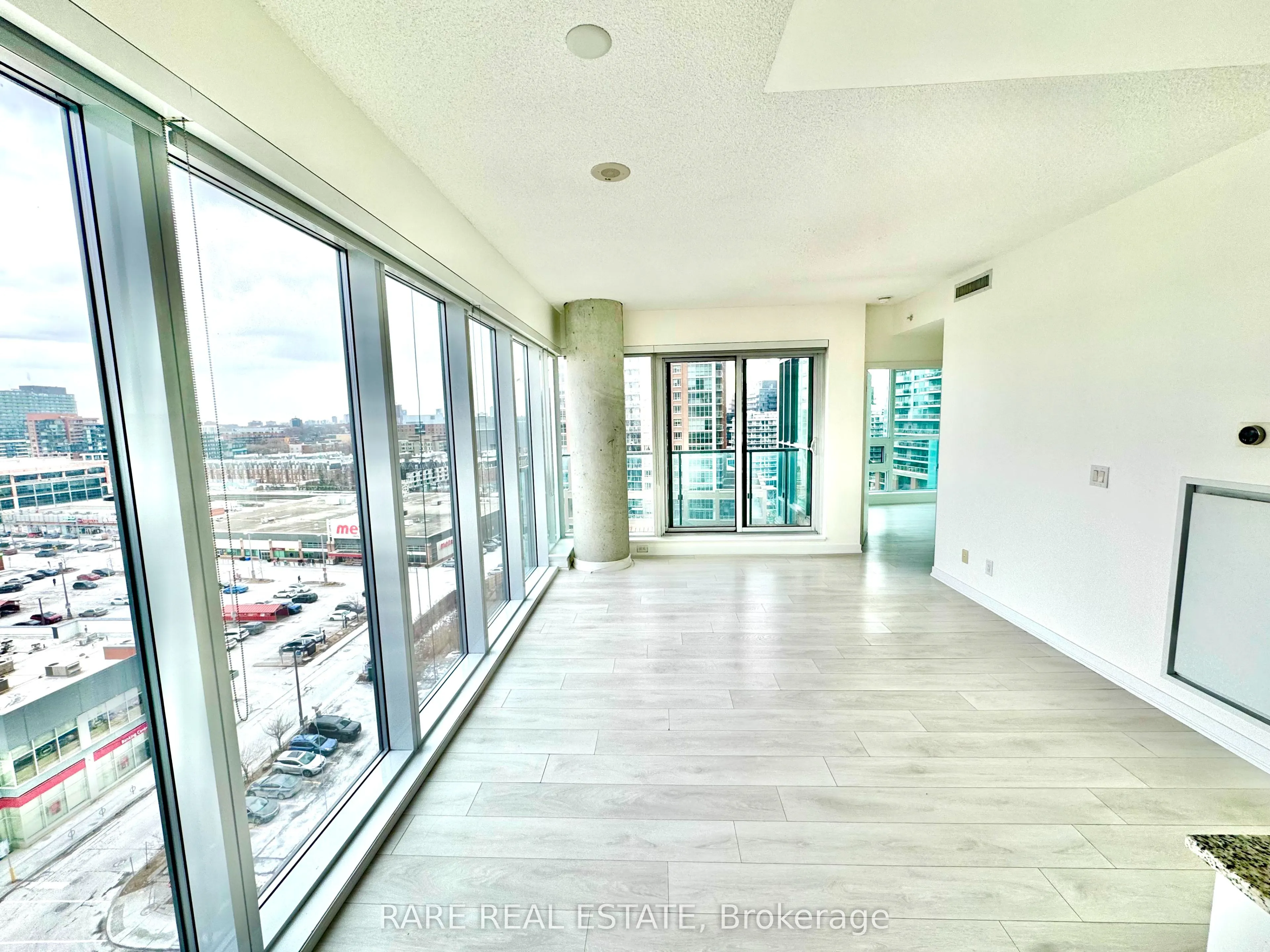 150 East Liberty Street, #1112