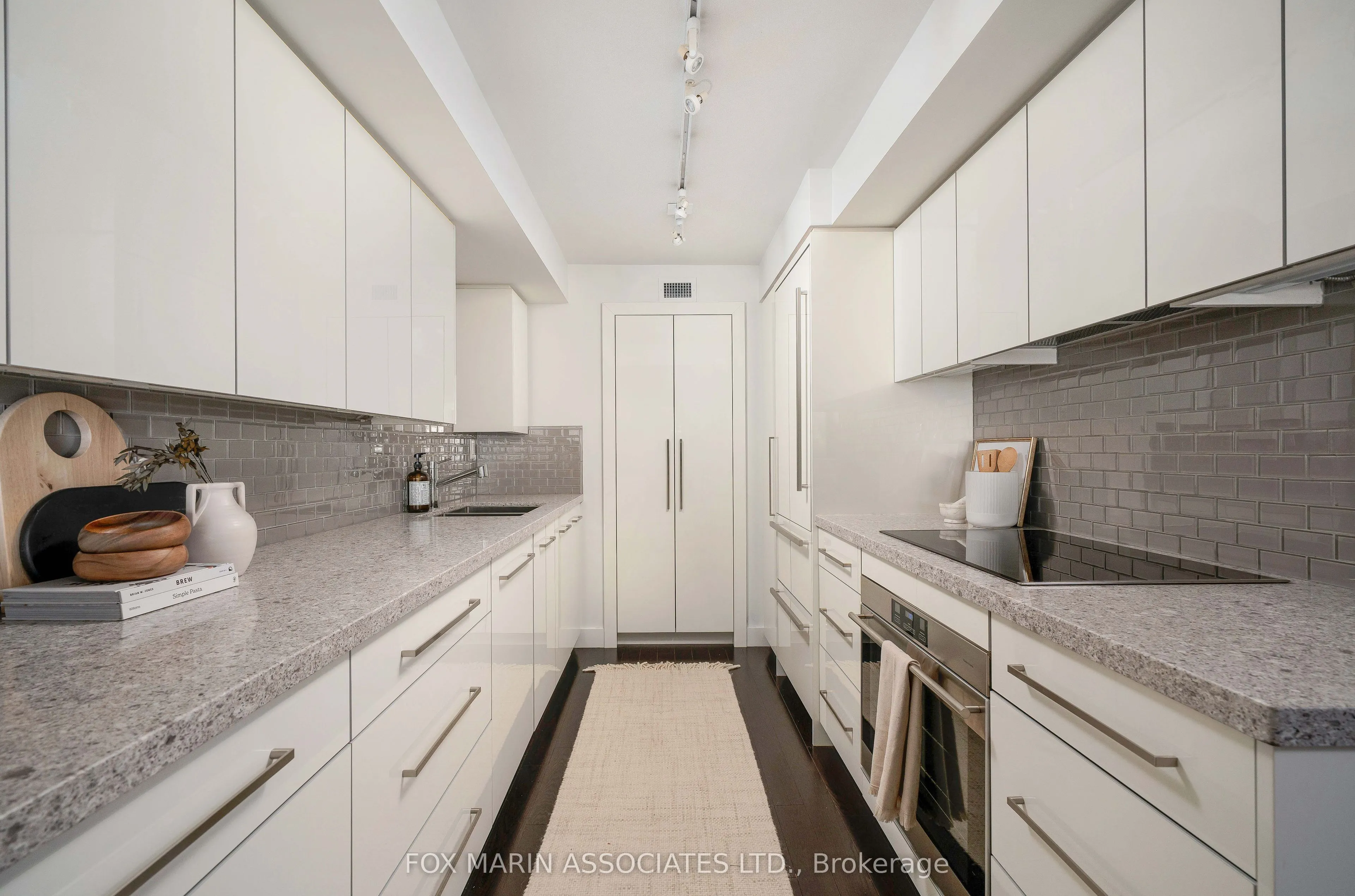 80 Front Street E, #227