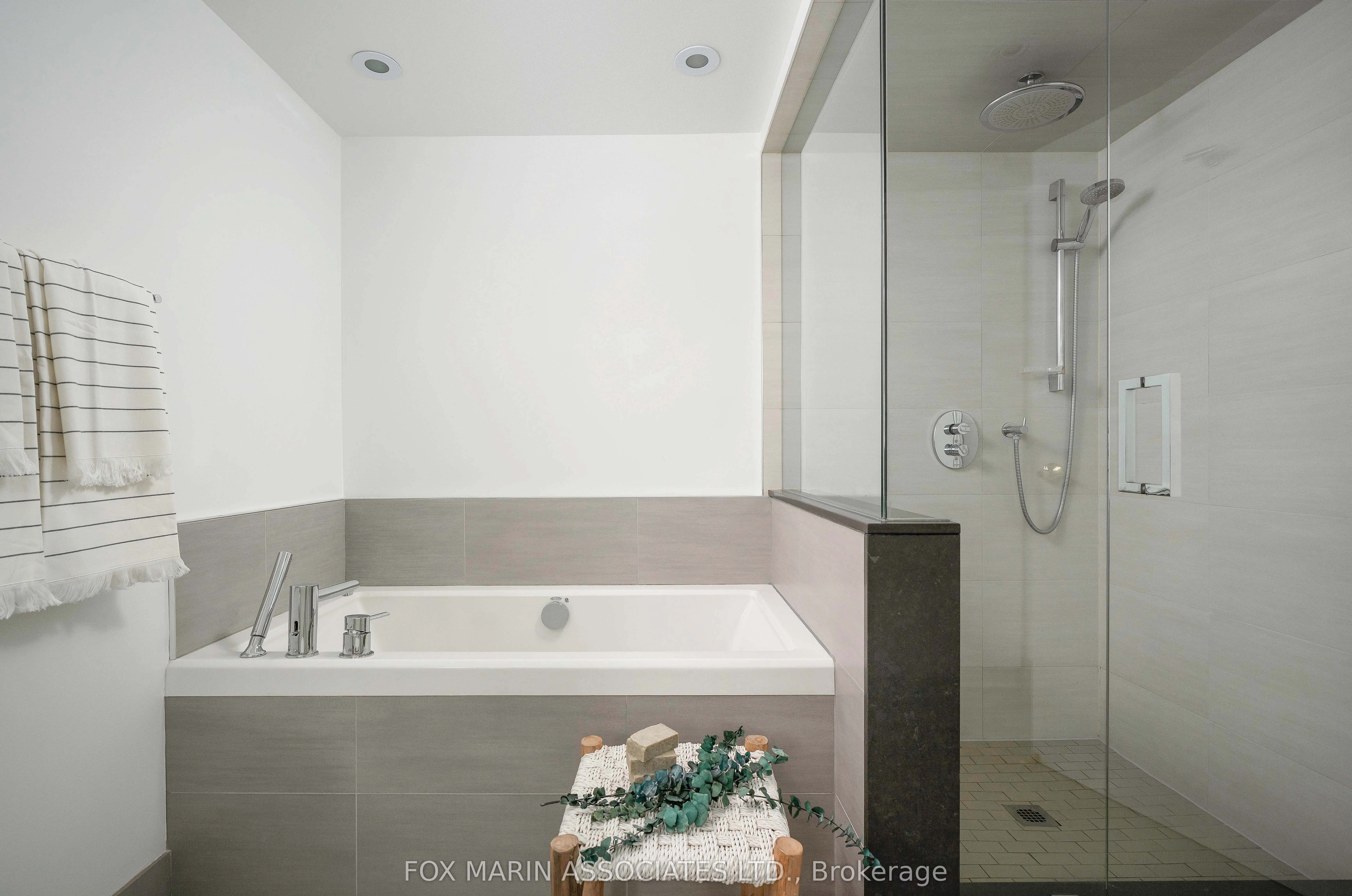 80 Front Street E, #227