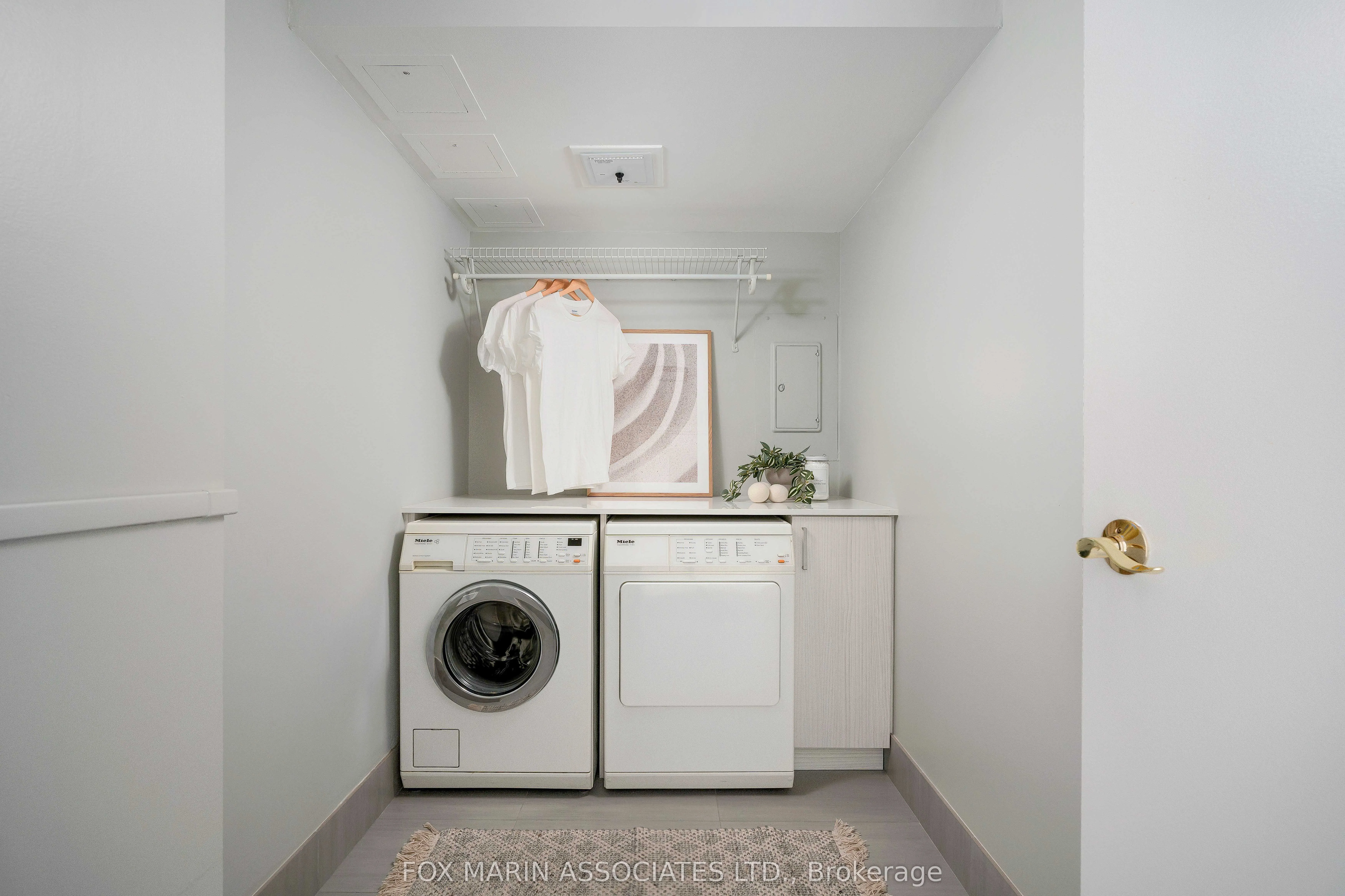 80 Front Street E, #227