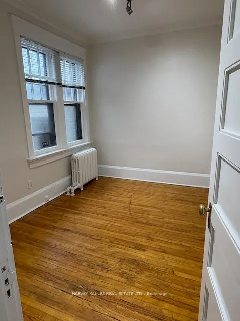 440 Avenue Road, #101