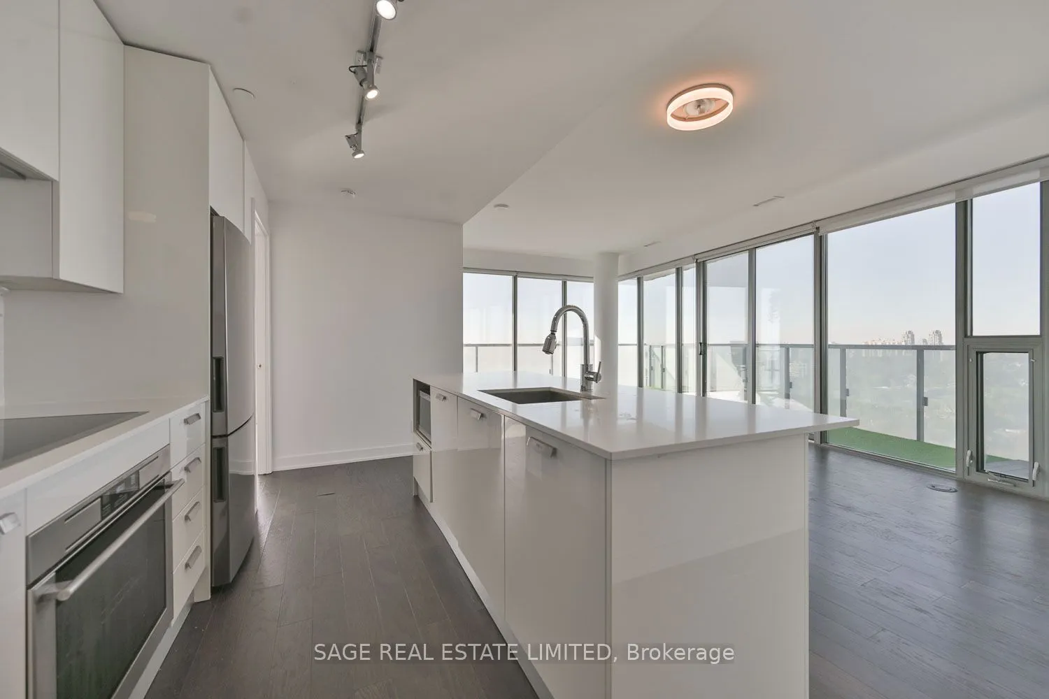 1815 Yonge Street, #LPh02