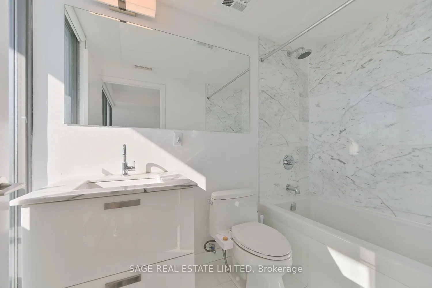 1815 Yonge Street, #LPh02