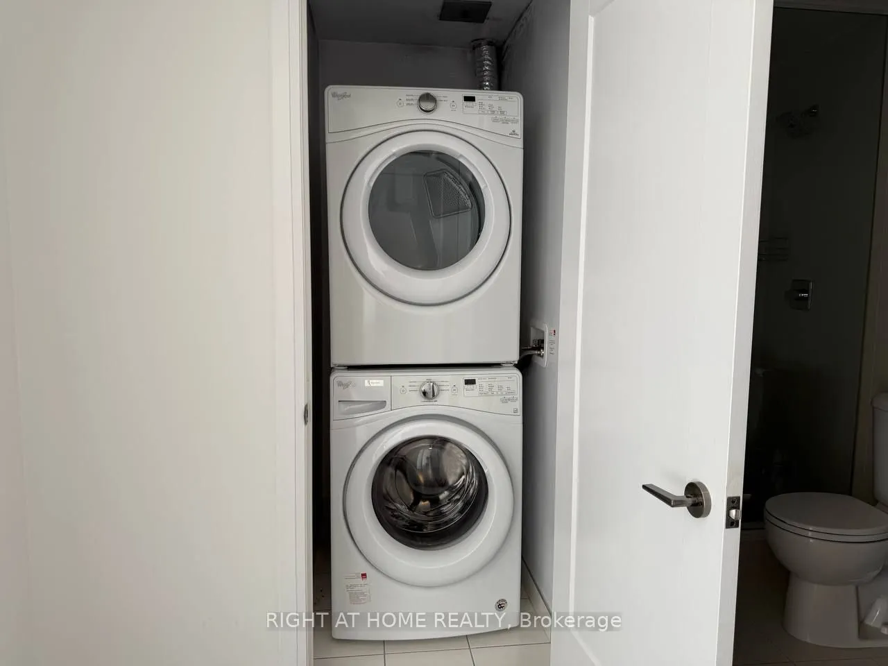 101 Erskine Avenue, #1908