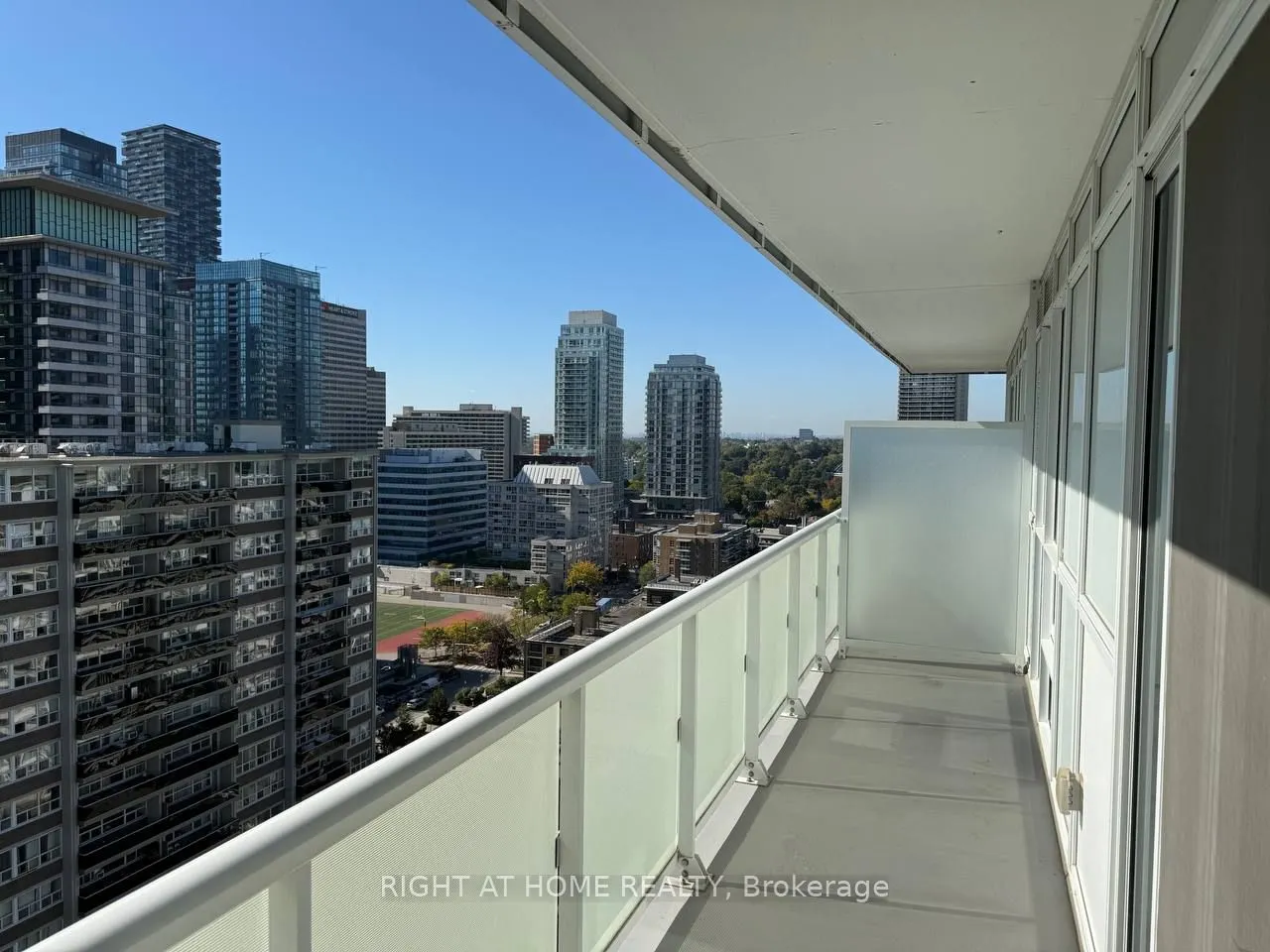 101 Erskine Avenue, #1908