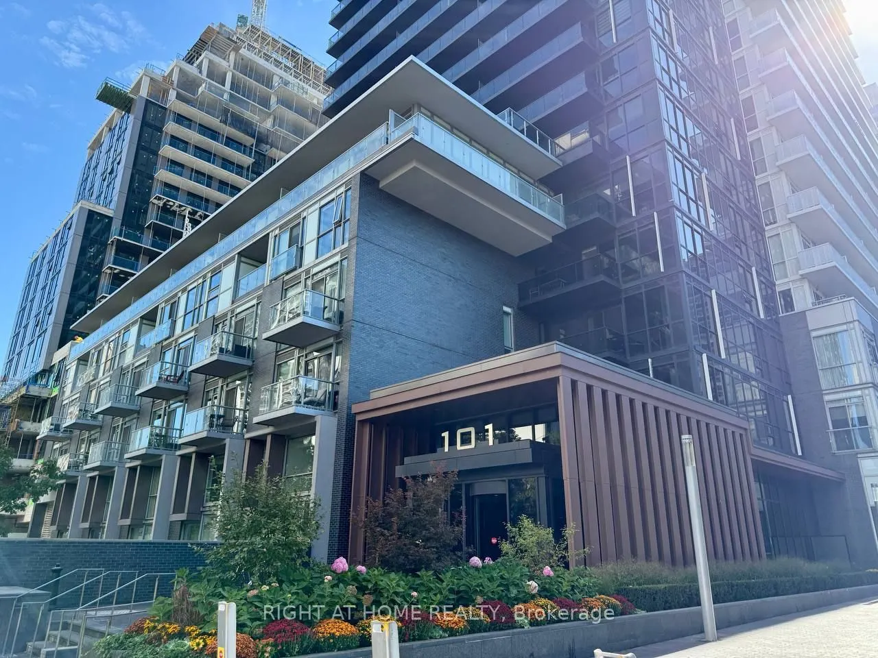 101 Erskine Avenue, #1908