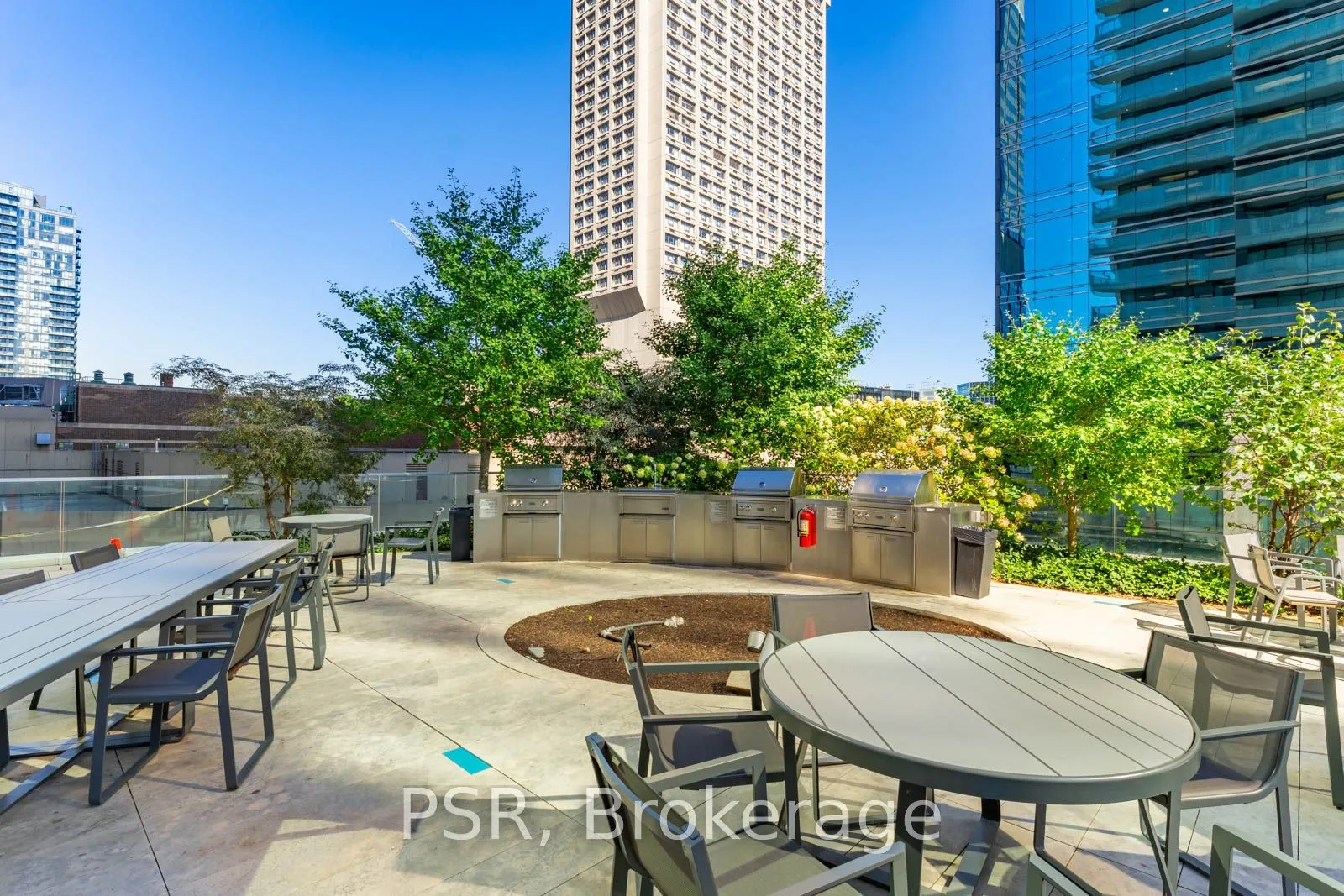1 Bloor Street E, #303