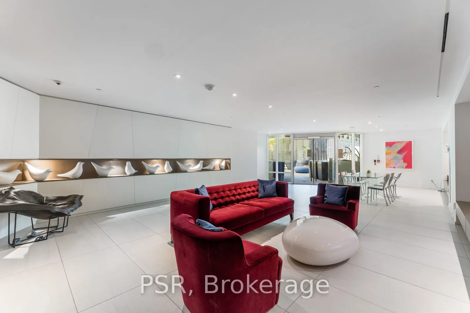 1 Bloor Street E, #303