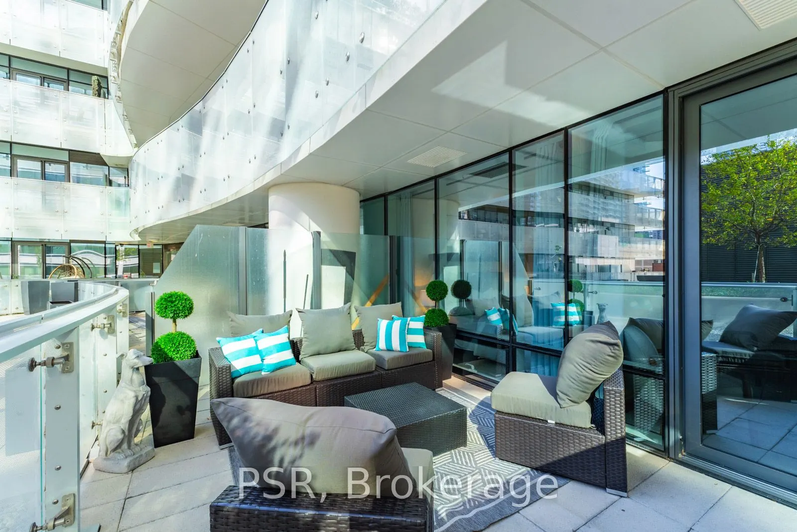 1 Bloor Street E, #303