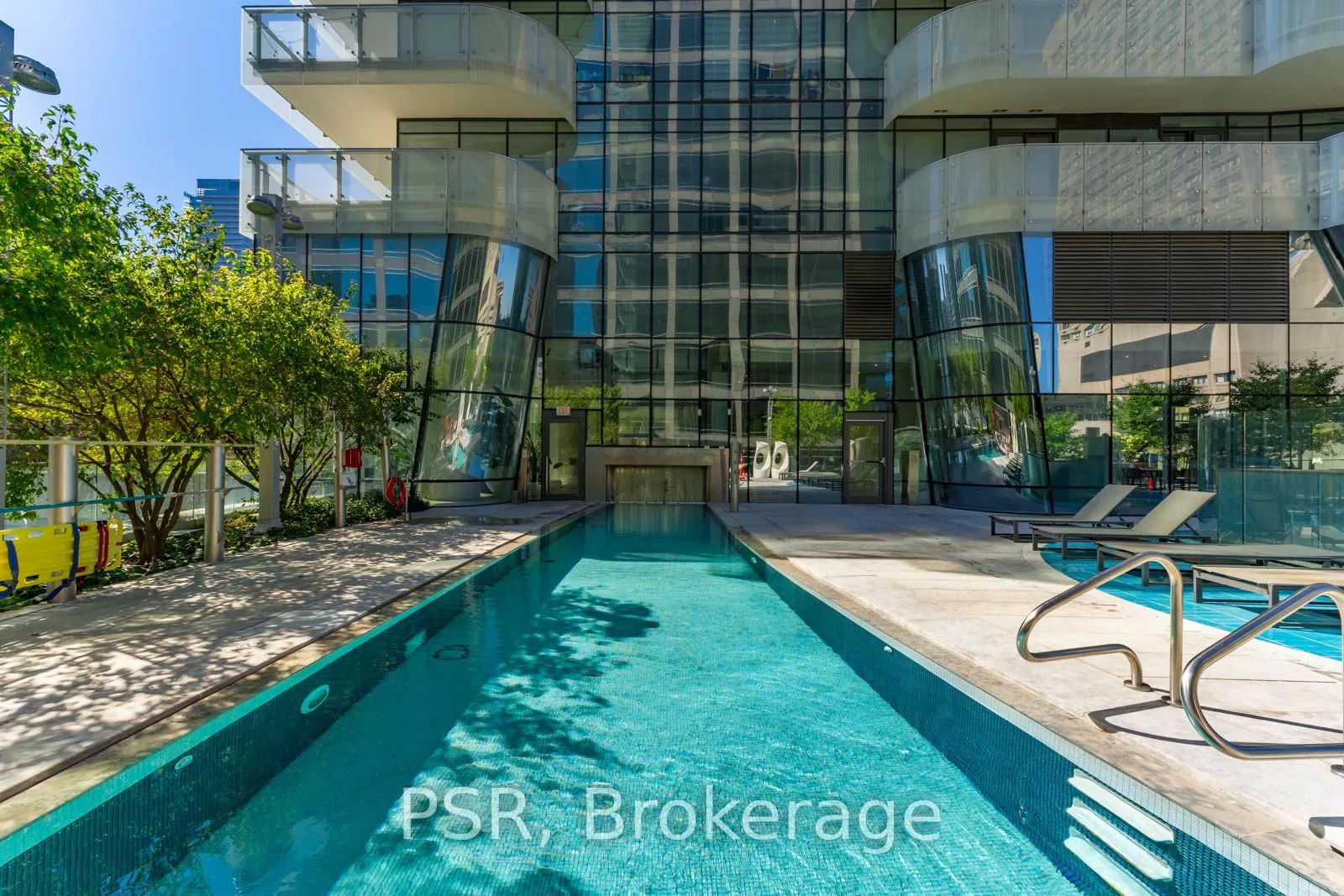 1 Bloor Street E, #303