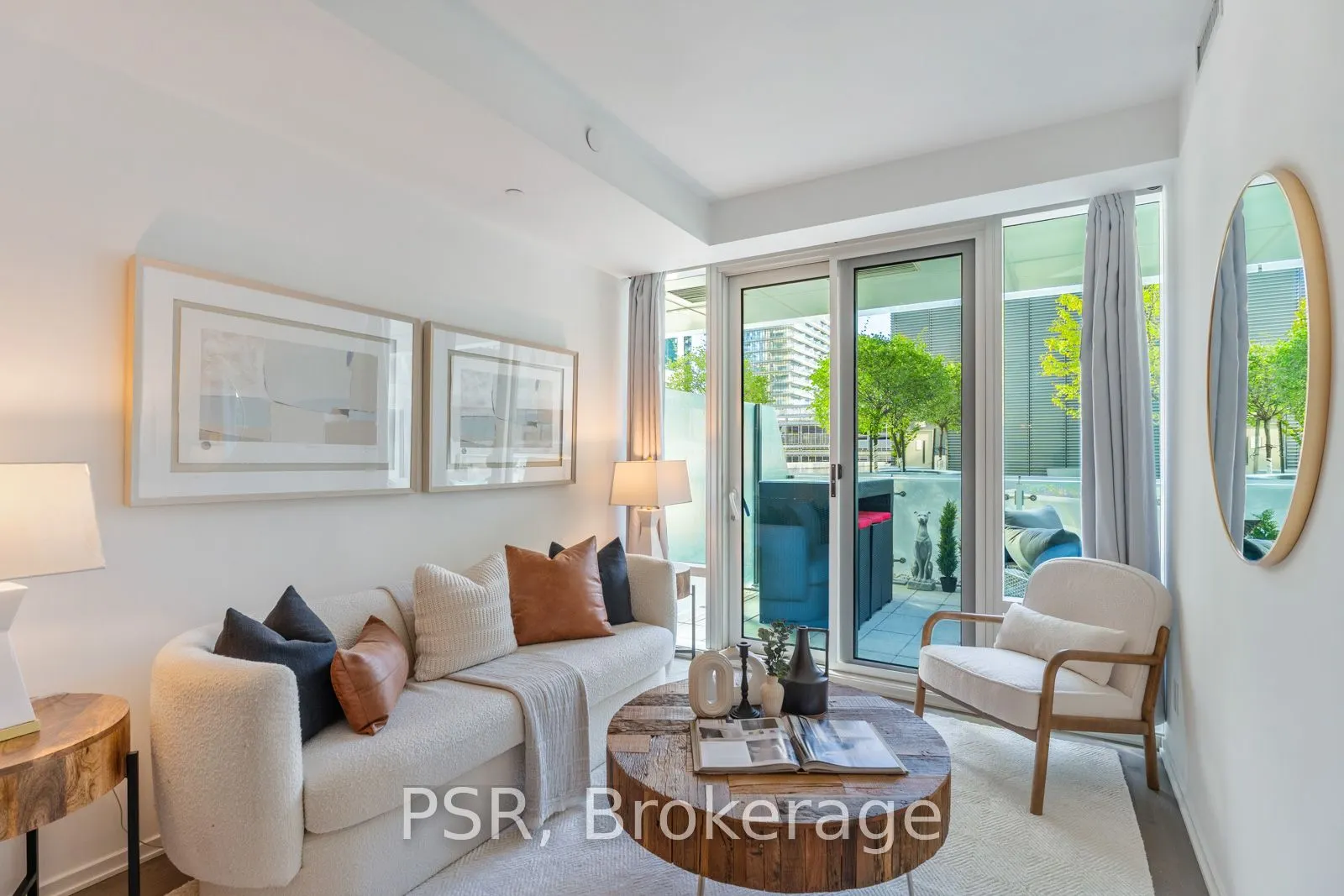 1 Bloor Street E, #303