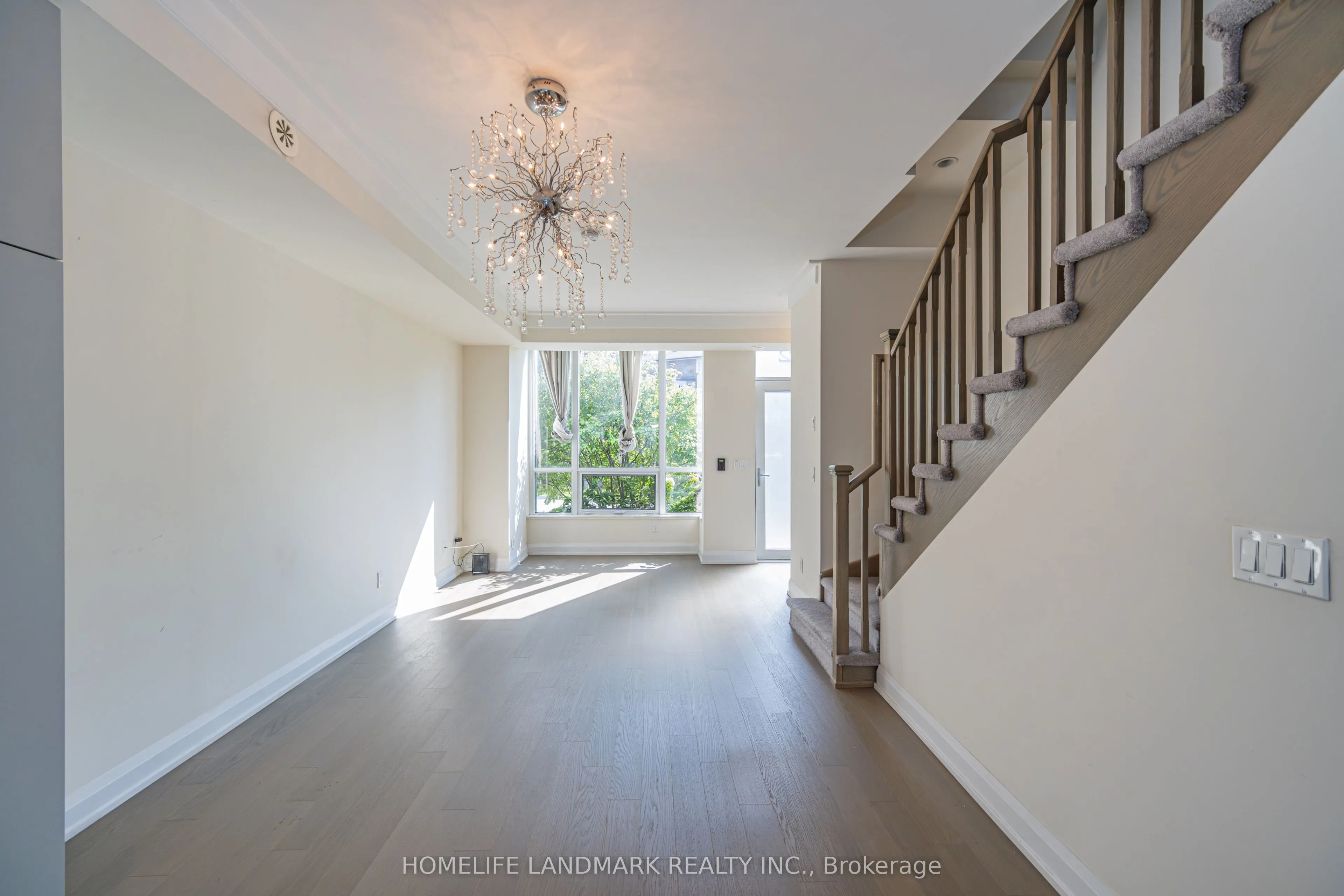 18 Graydon Hall Drive, #TH12