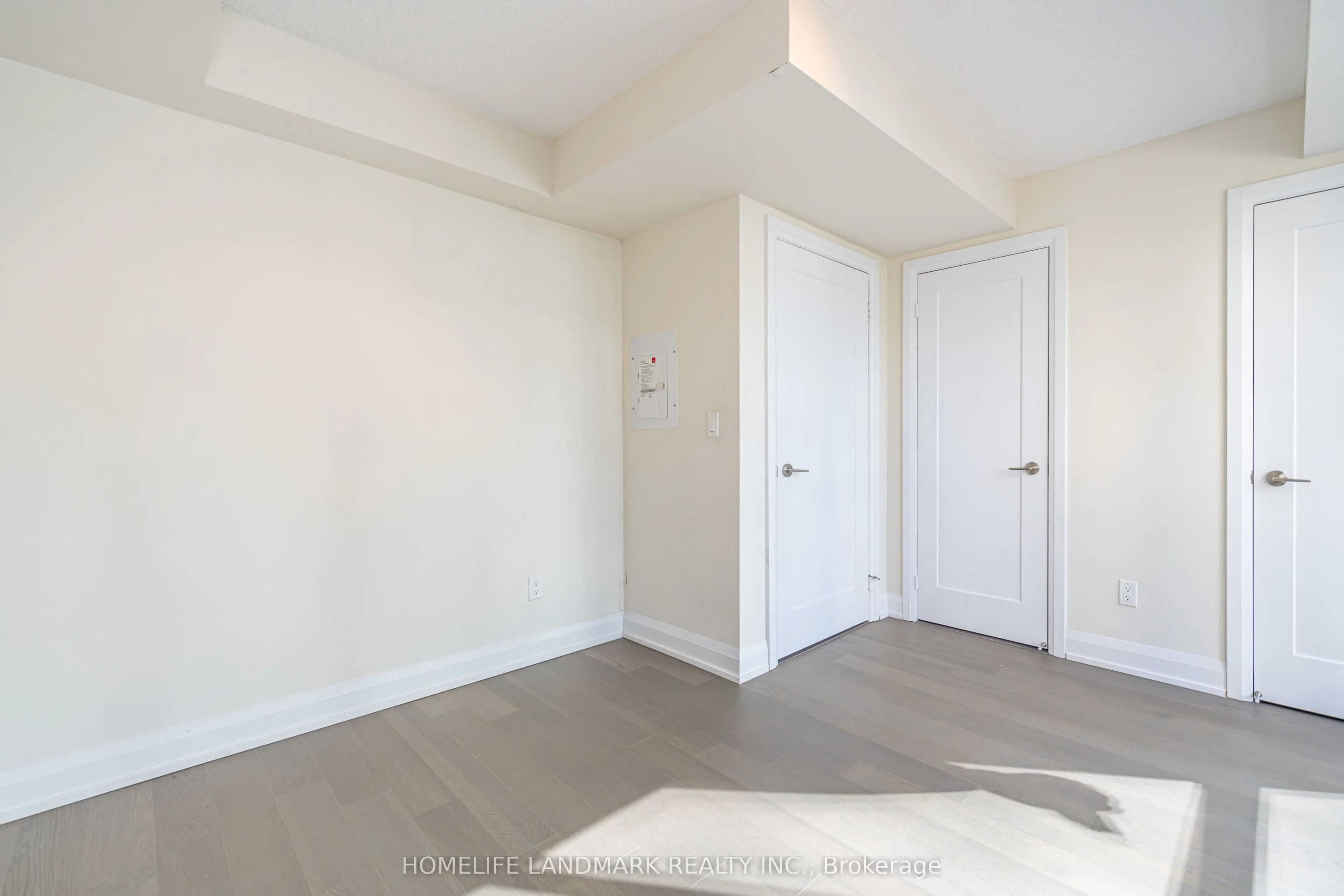 18 Graydon Hall Drive, #TH12