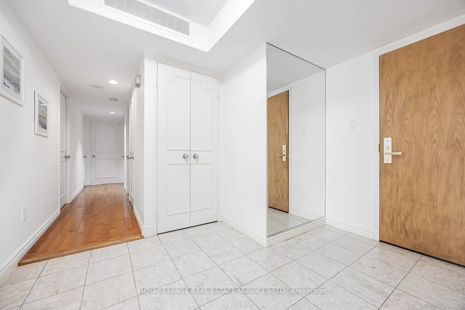 900 Yonge Street, #501