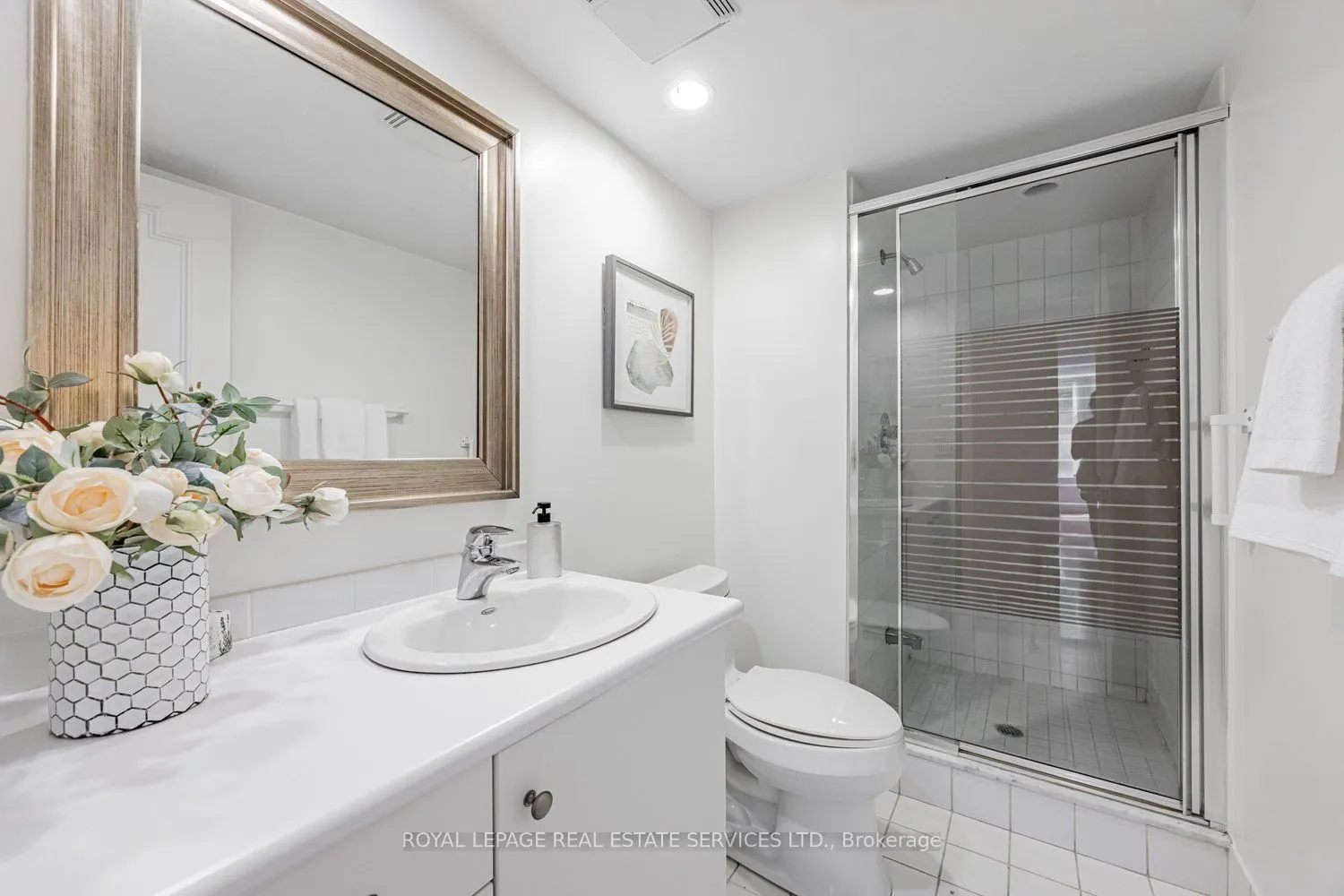 900 Yonge Street, #501