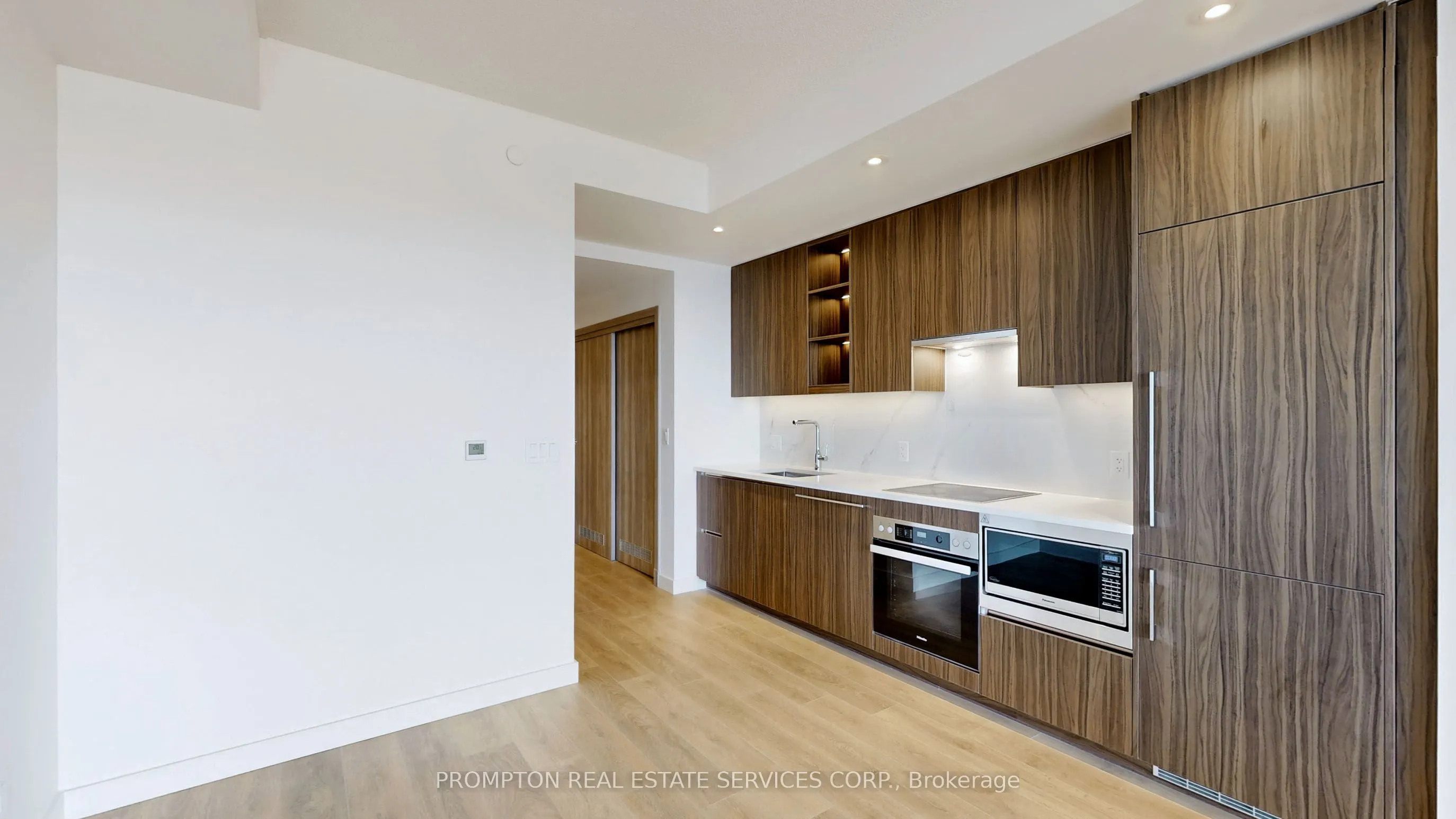 27 McMahon Drive, #2110