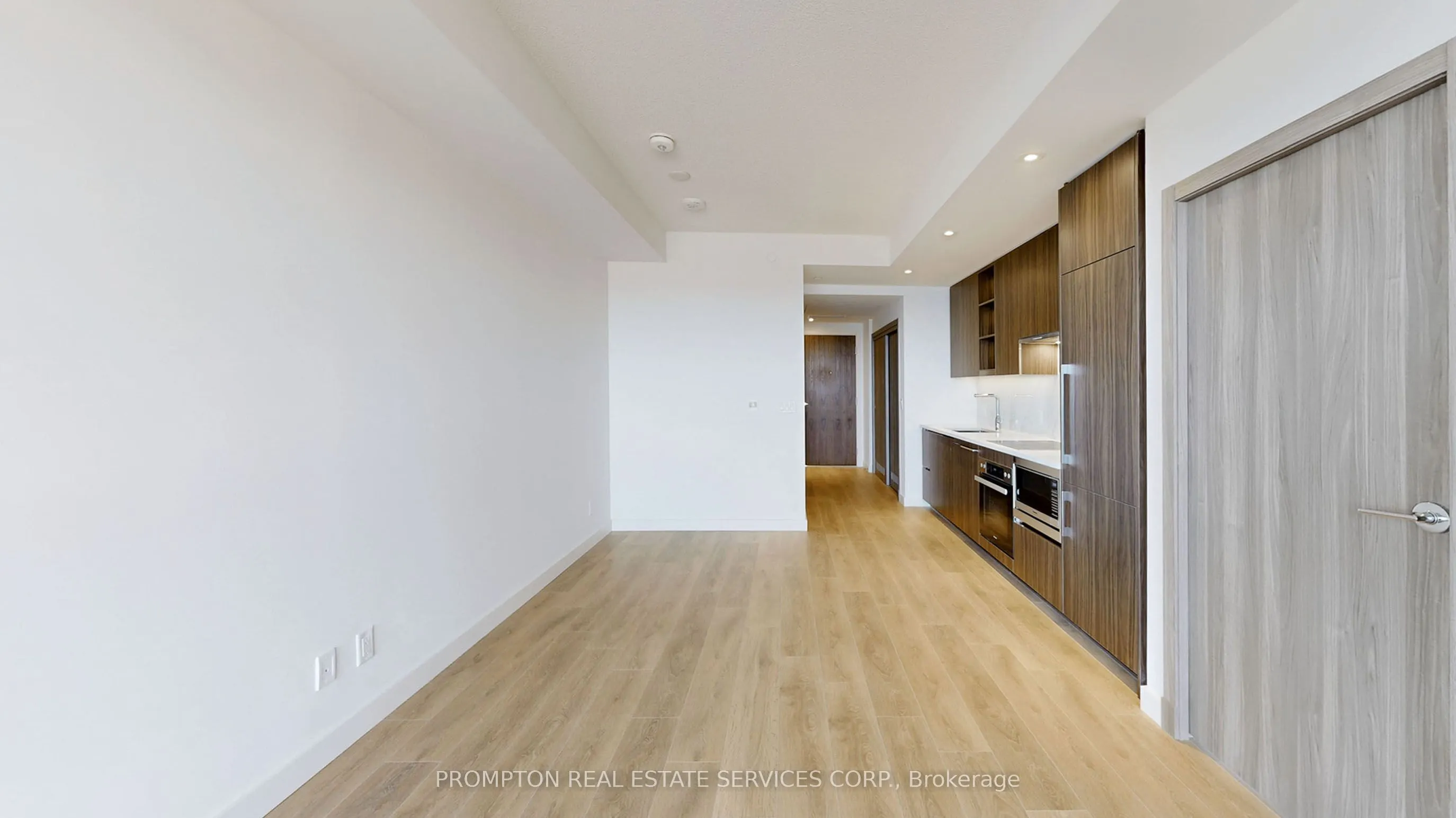 27 McMahon Drive, #2110