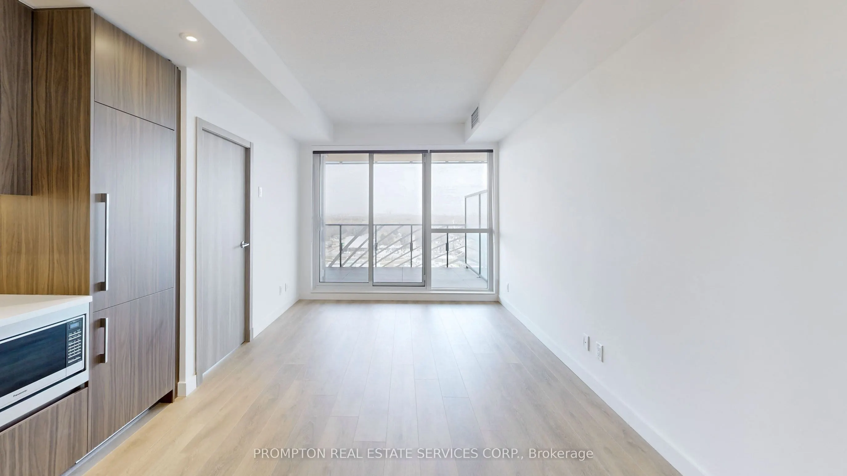 27 McMahon Drive, #2110