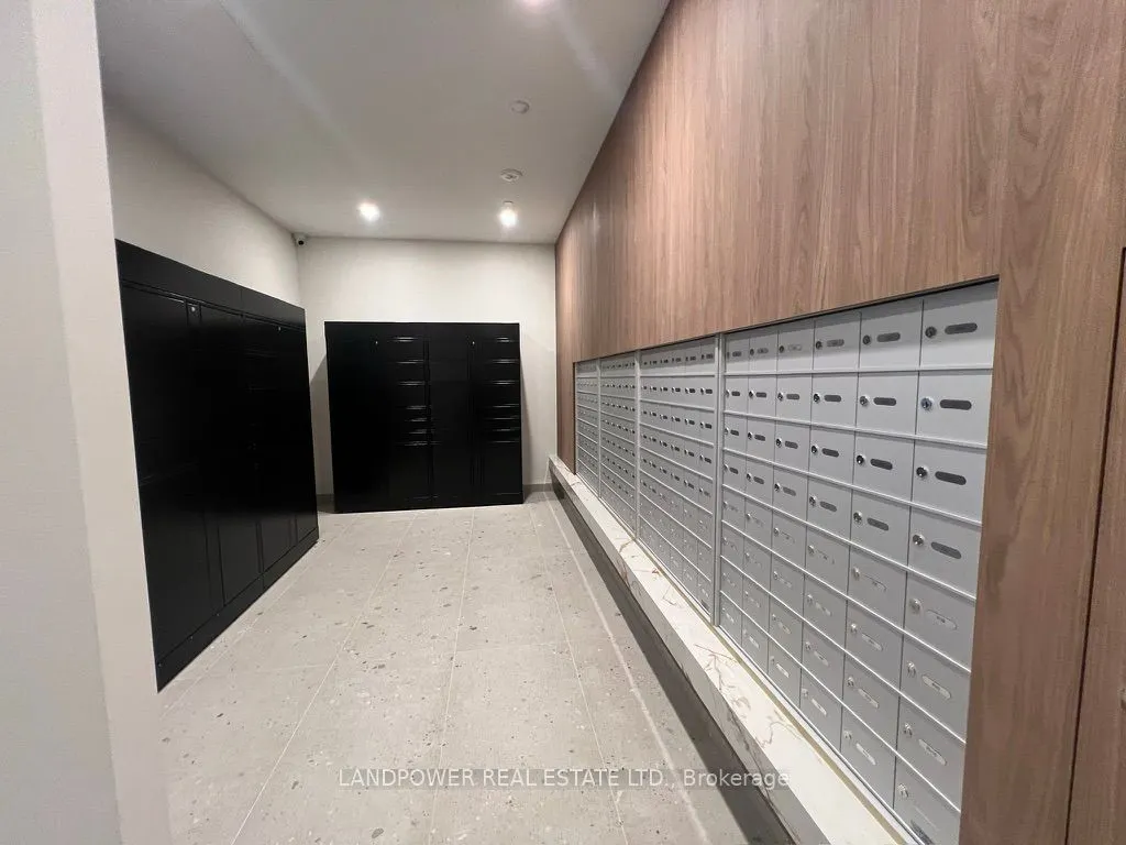 1 Kyle Lowry Road, #621