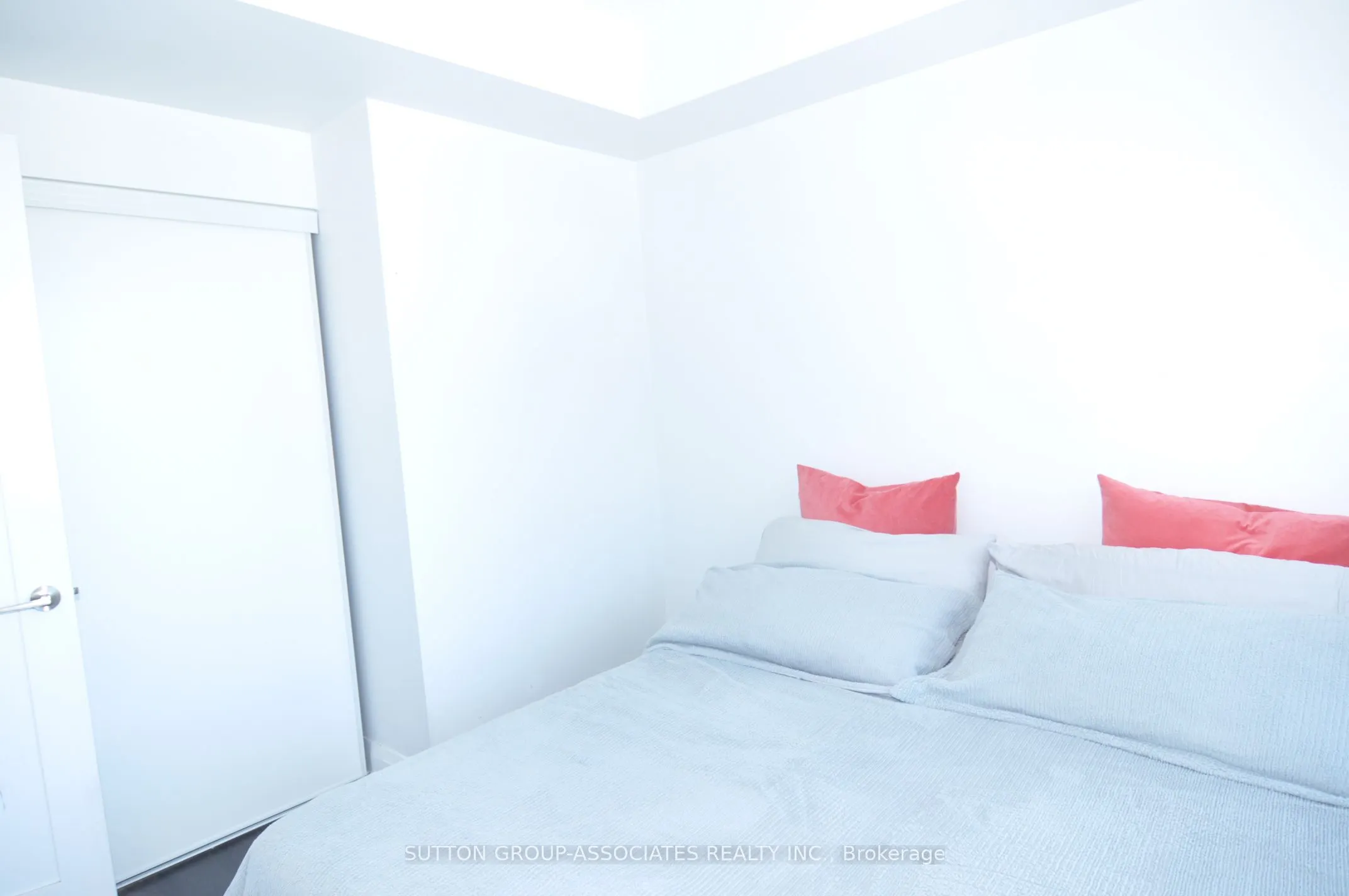 2 Anndale Drive, #1303