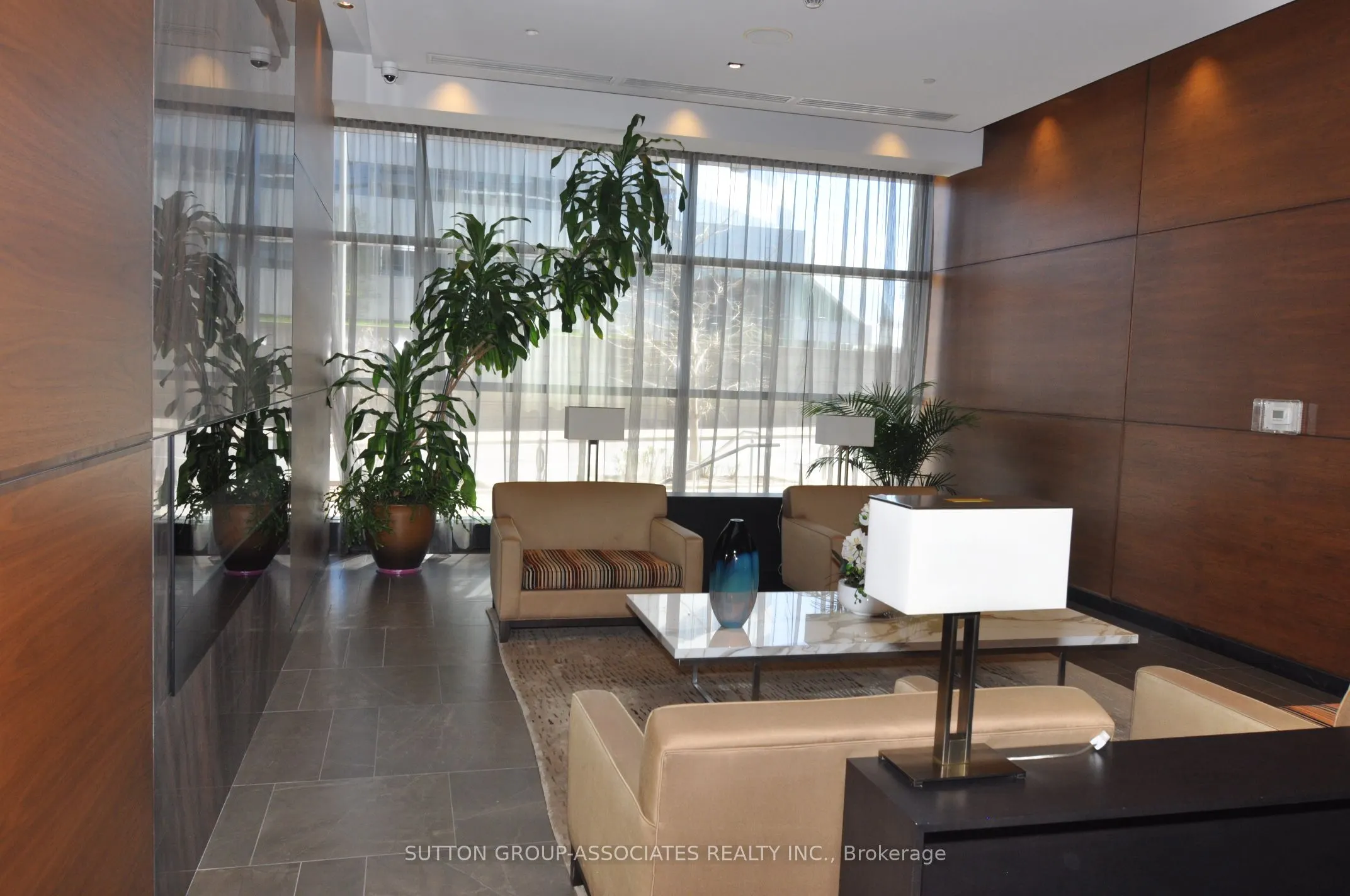 2 Anndale Drive, #1303