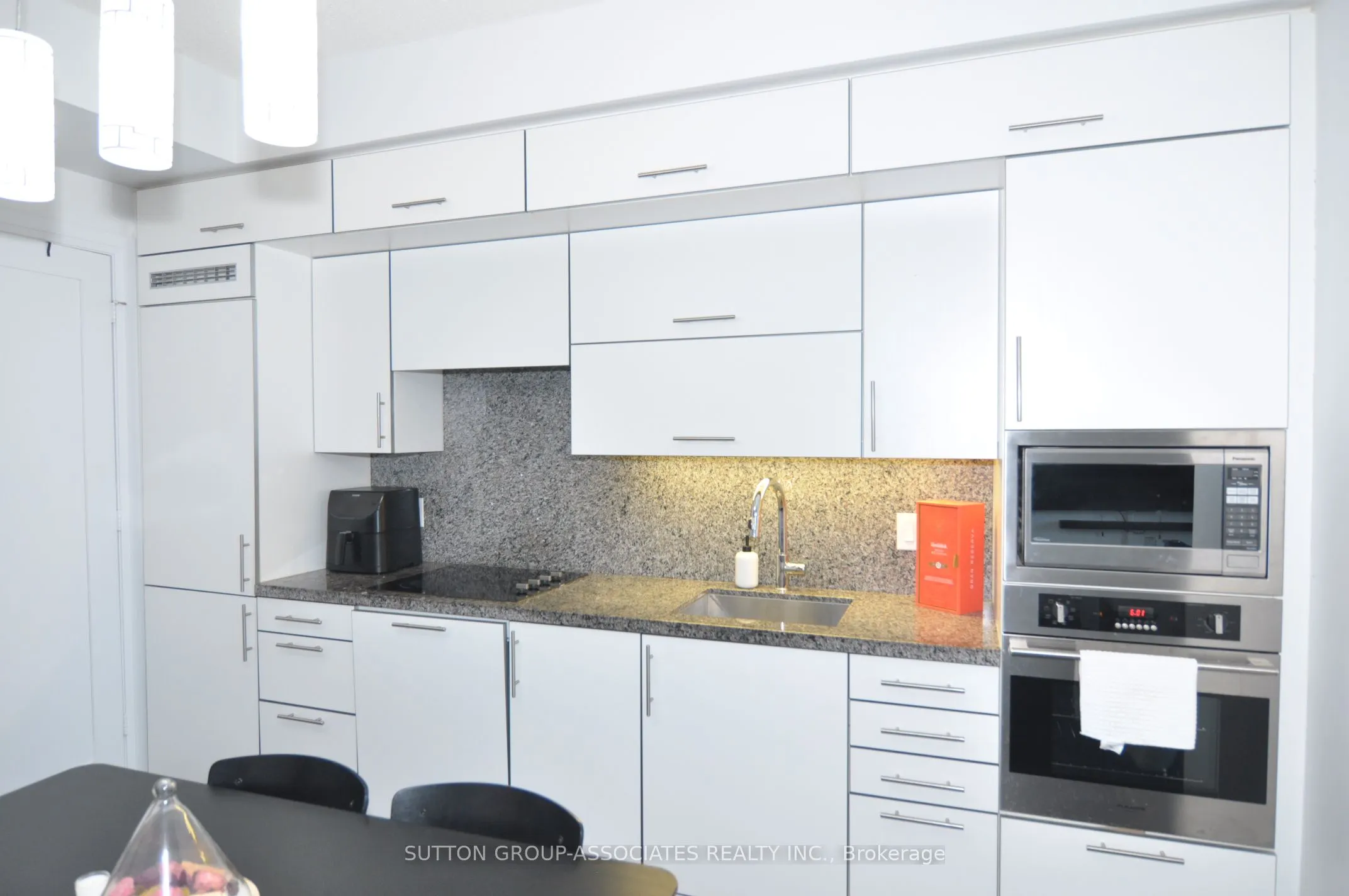 2 Anndale Drive, #1303