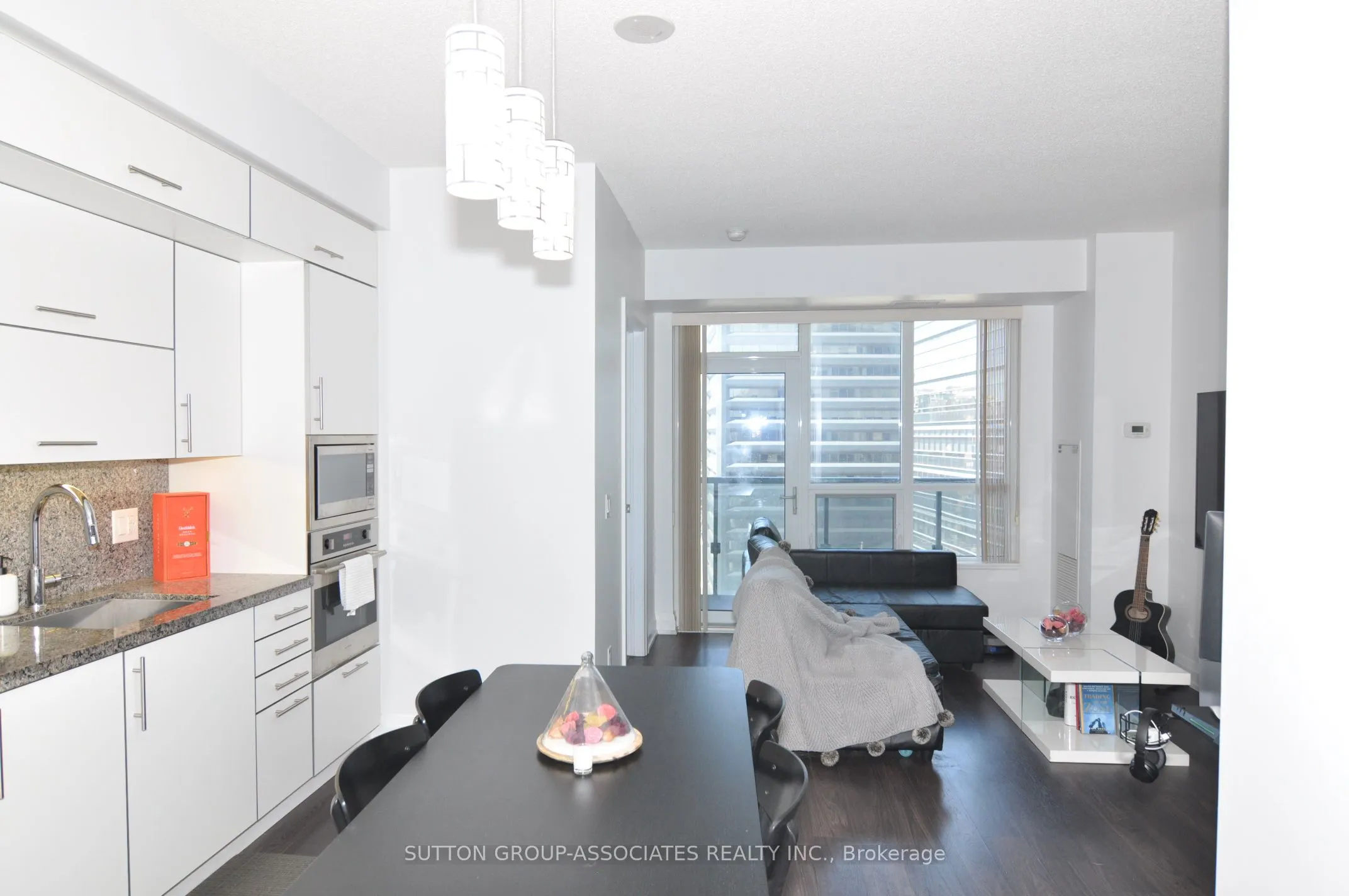 2 Anndale Drive, #1303