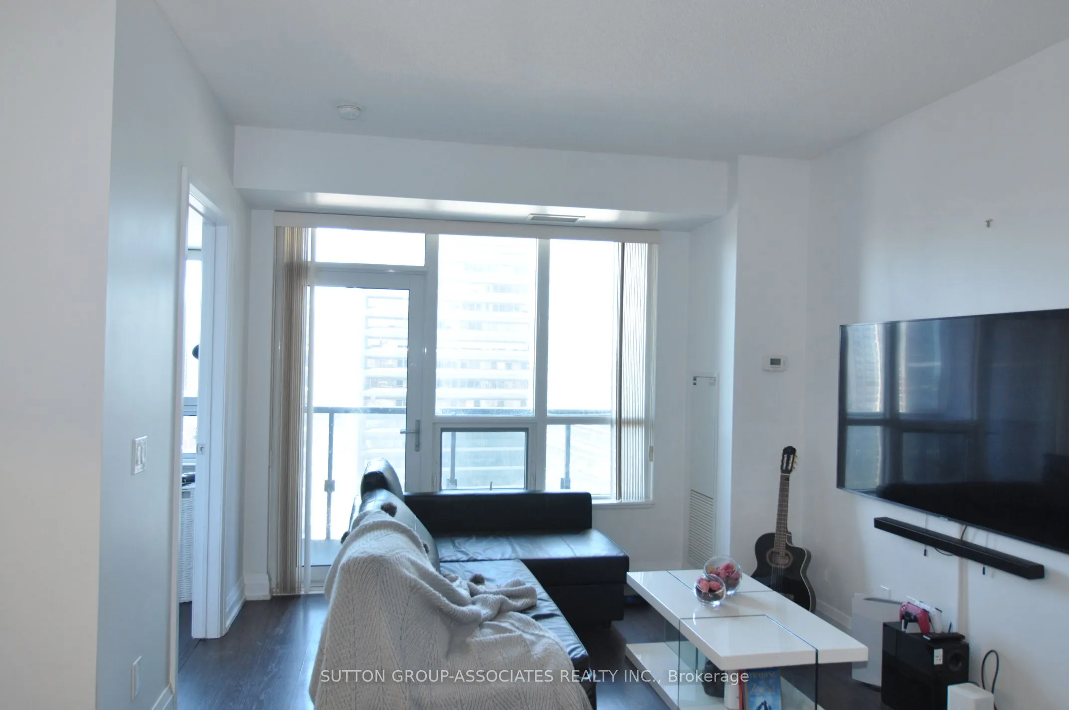 2 Anndale Drive, #1303