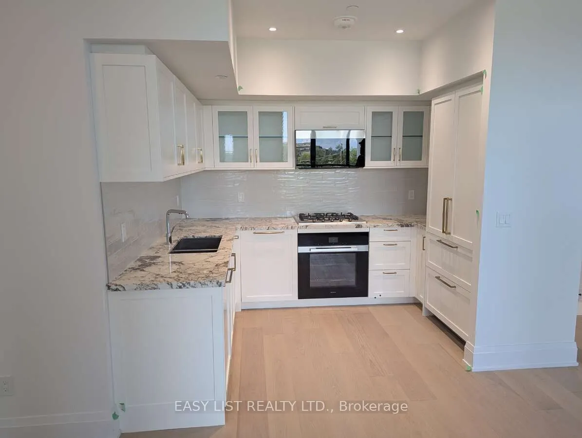 505 Glencairn Avenue, #220