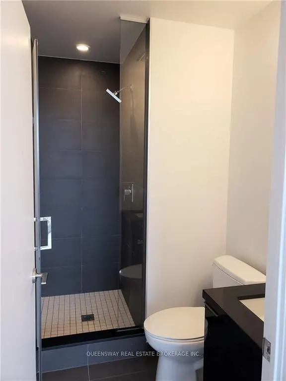 8 Eglinton Avenue E, #1005