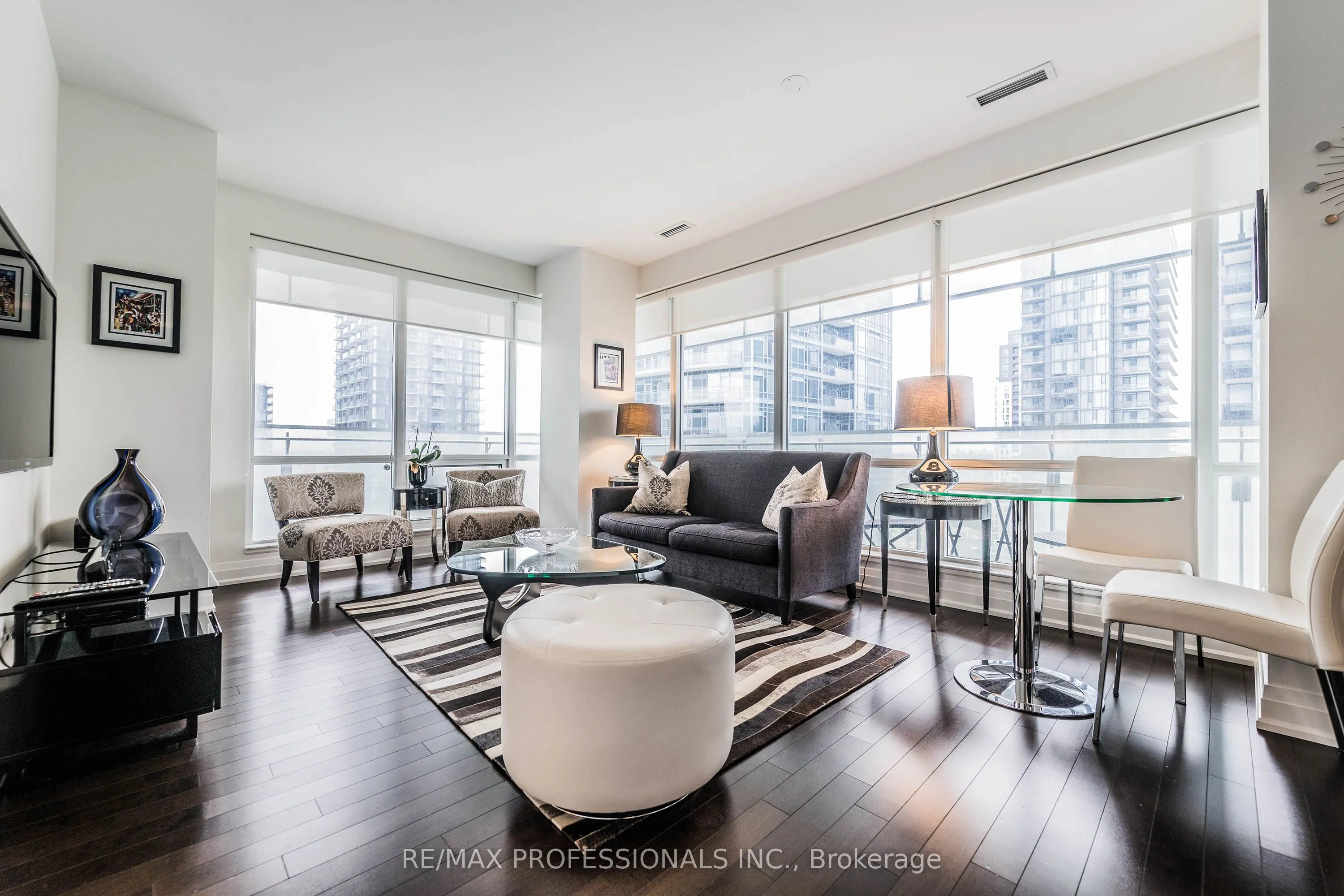 80 John Street, #2606