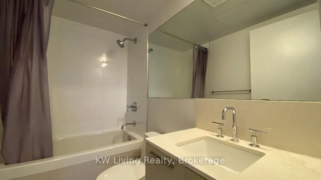 42 Charles Street E, #1602