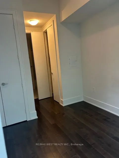 39 Queens Quay E, #310