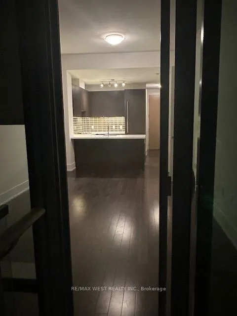 39 Queens Quay E, #310
