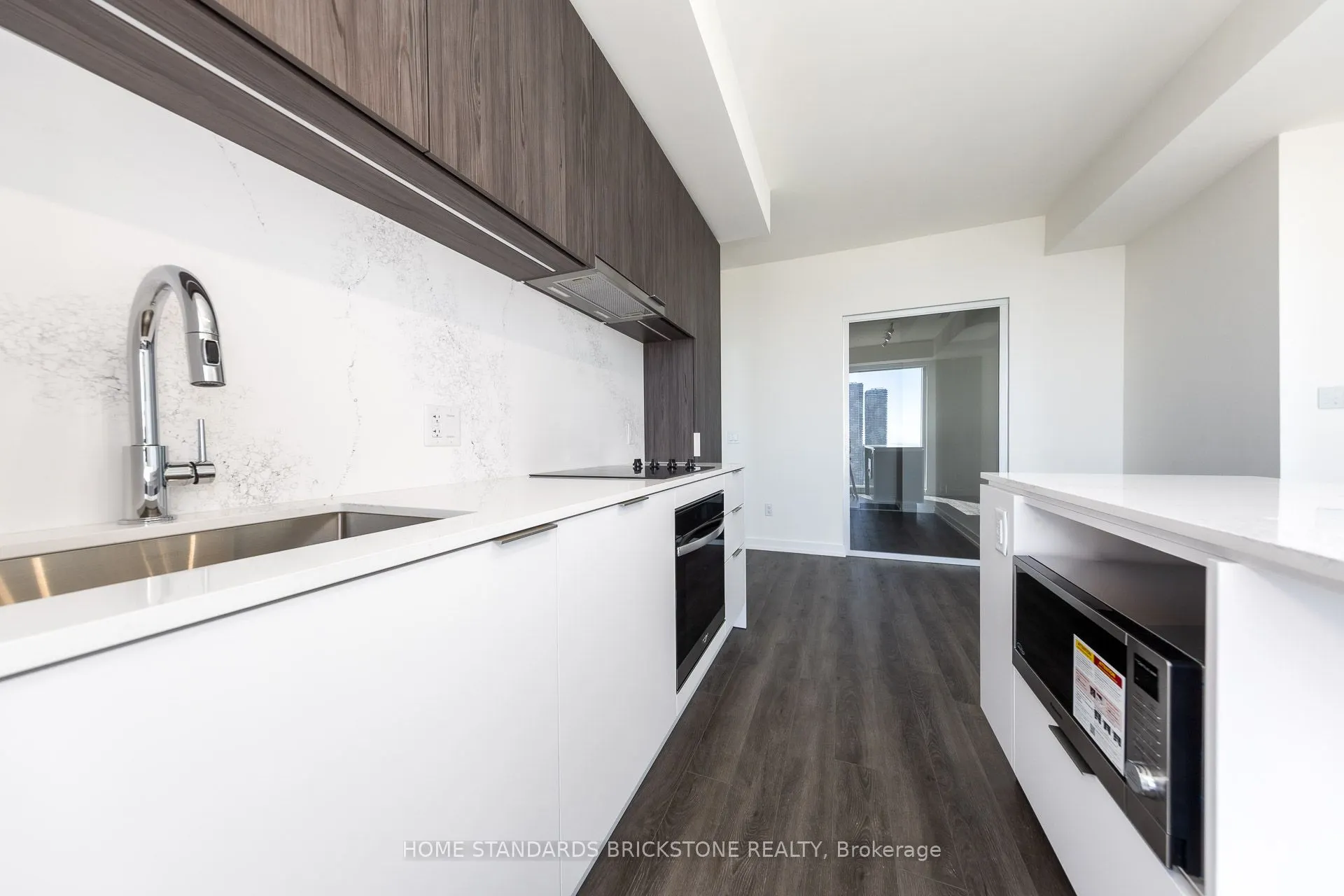 89 Church Street, #4607