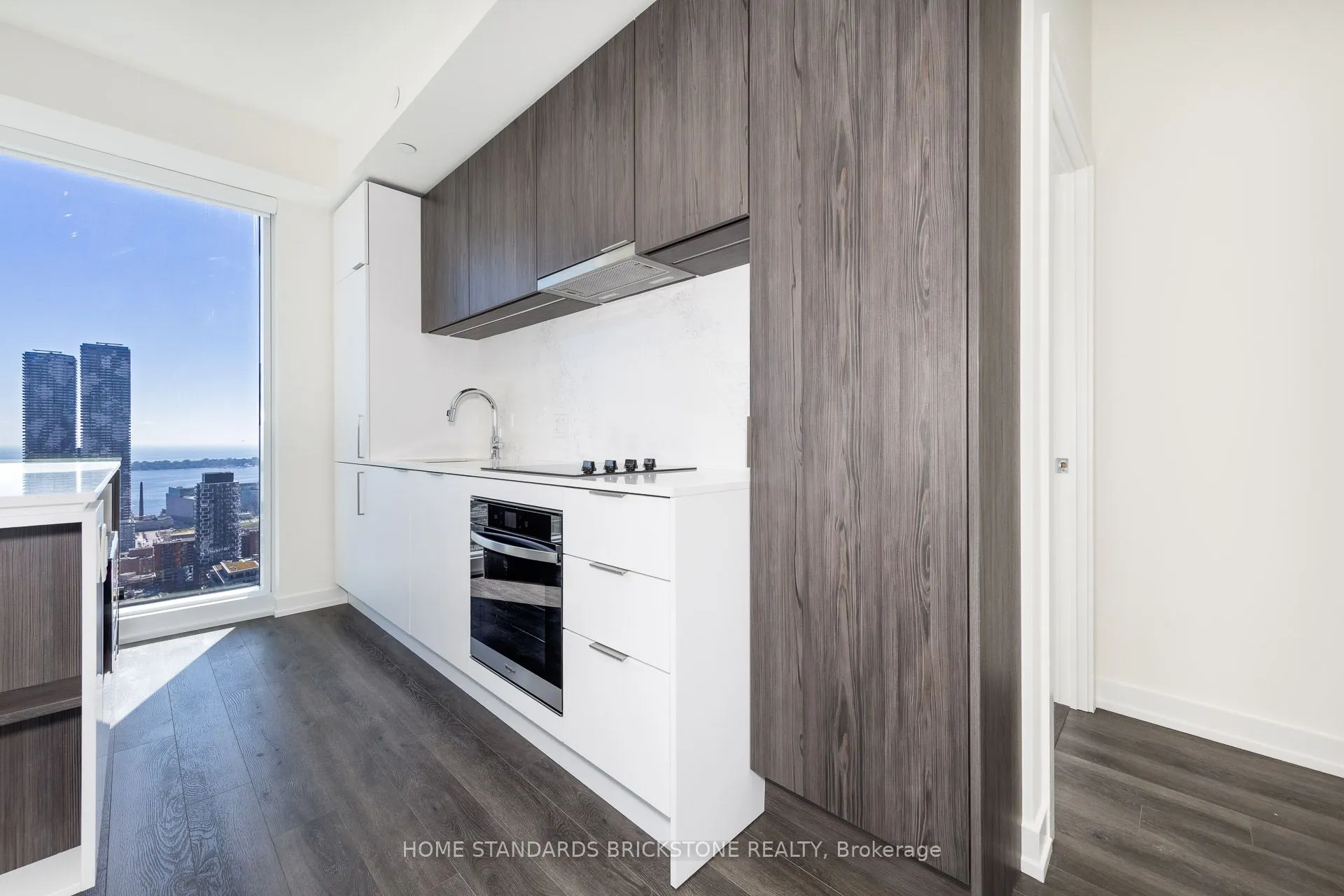 89 Church Street, #4607