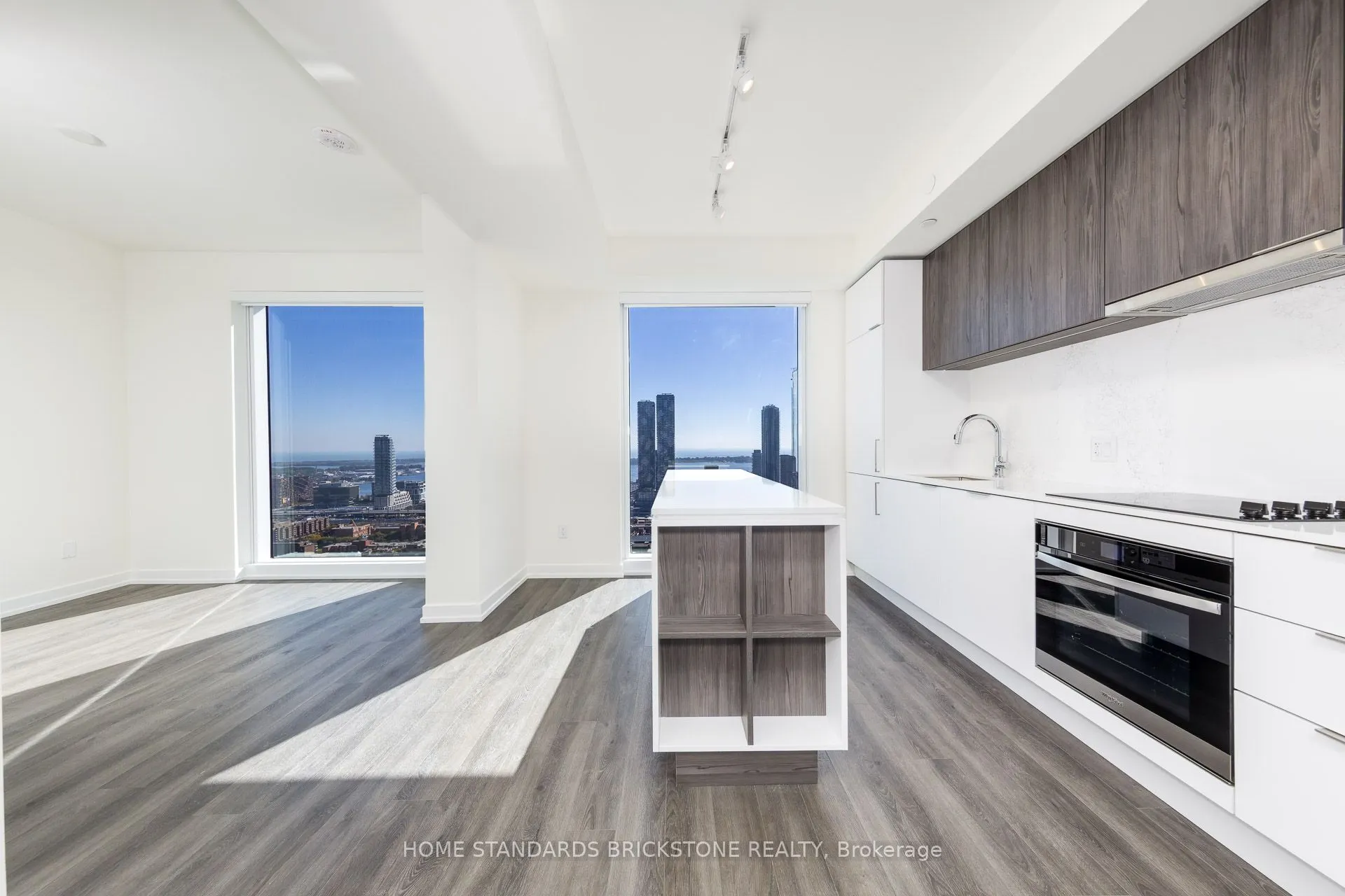 89 Church Street, #4607