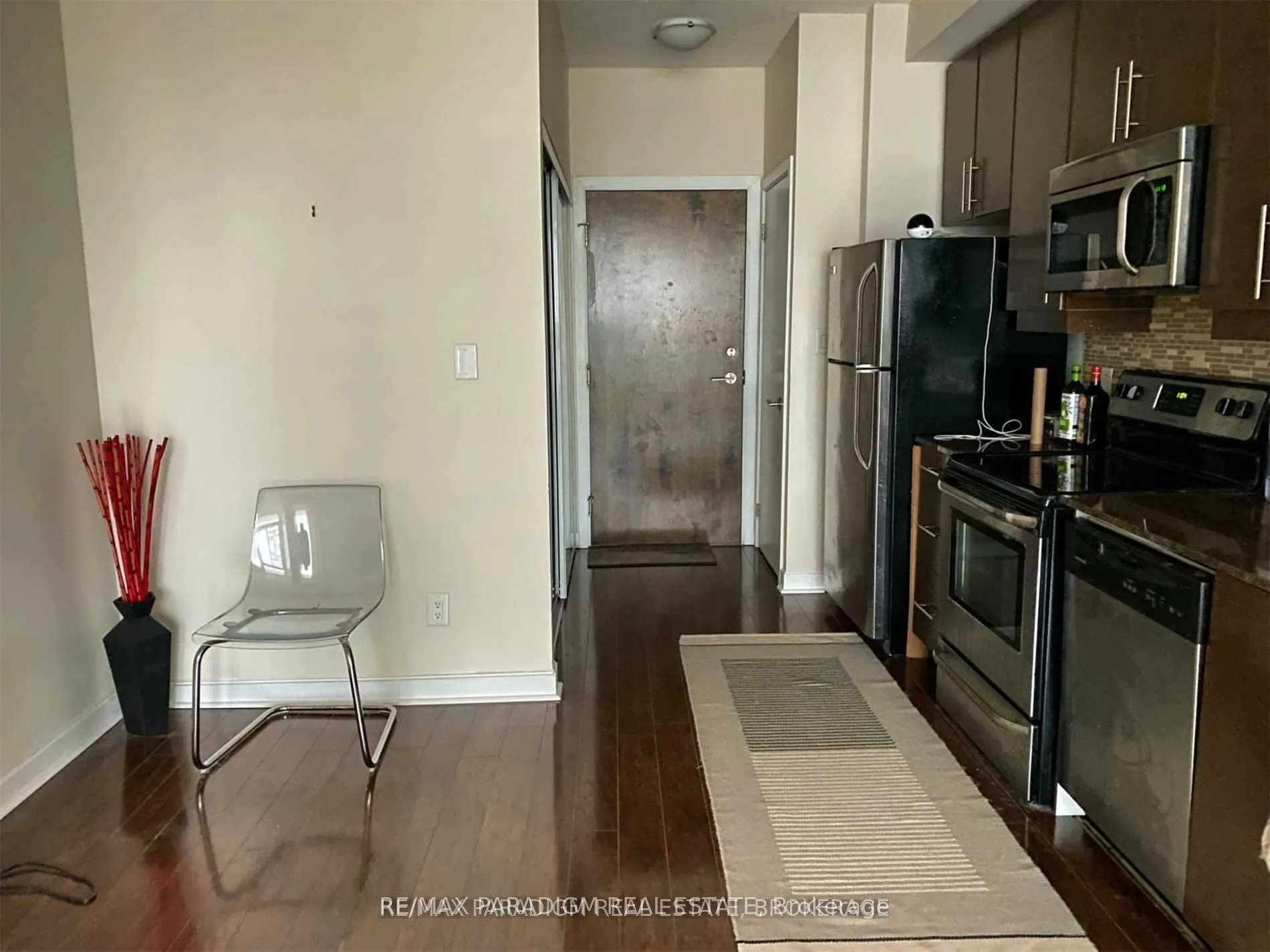 33 Bay Street, #1702