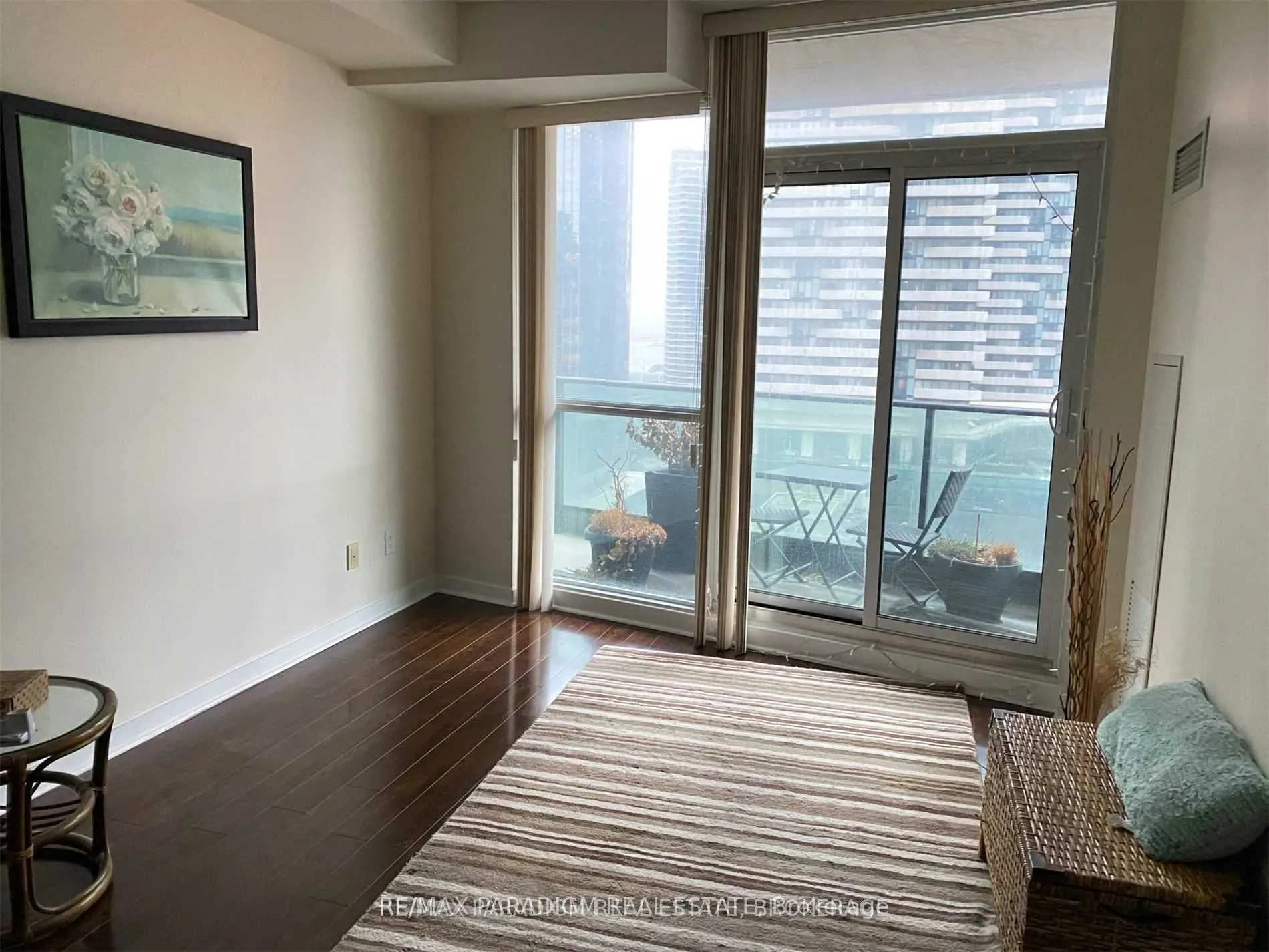 33 Bay Street, #1702