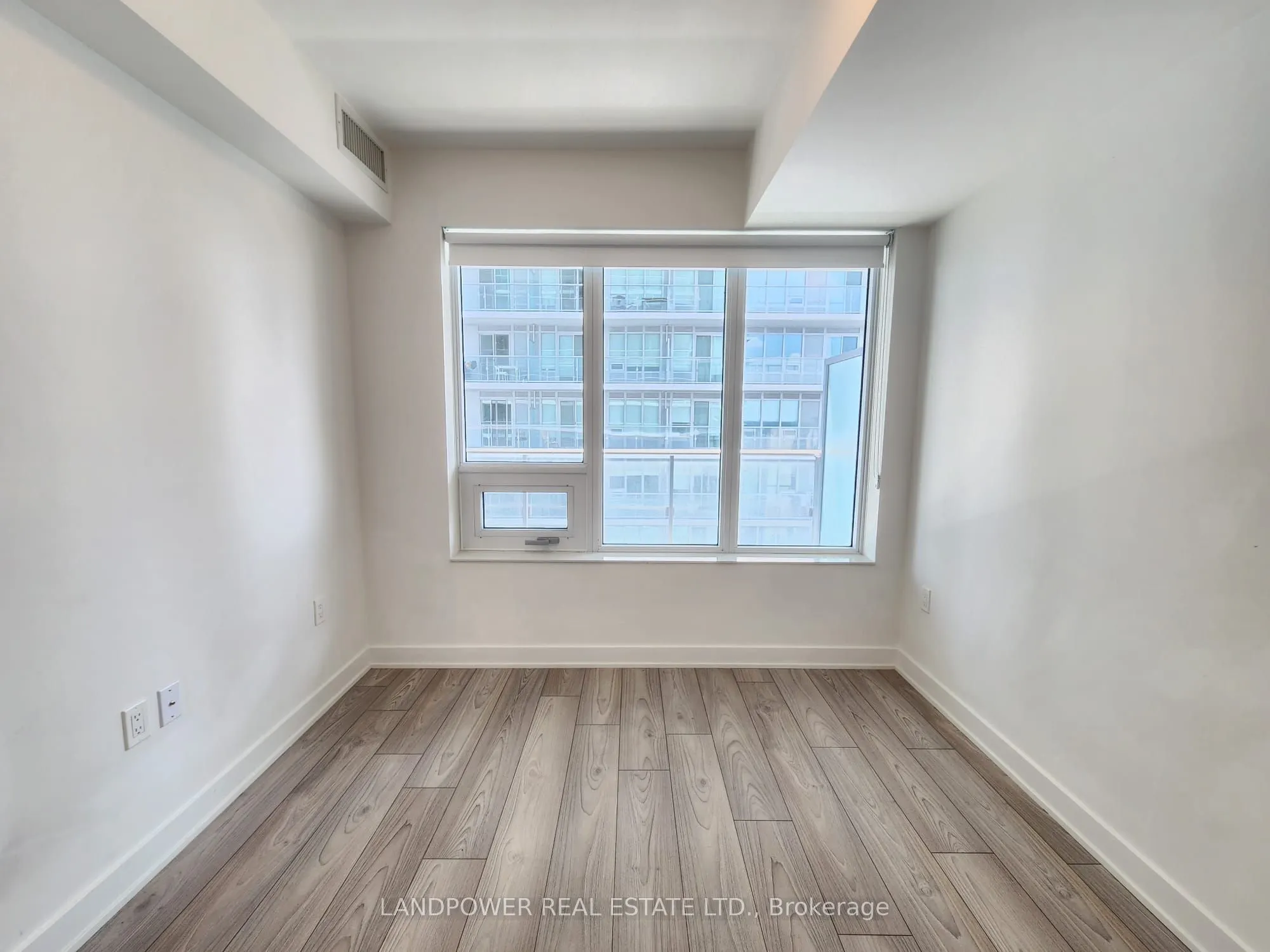 99 Broadway Avenue, #2508