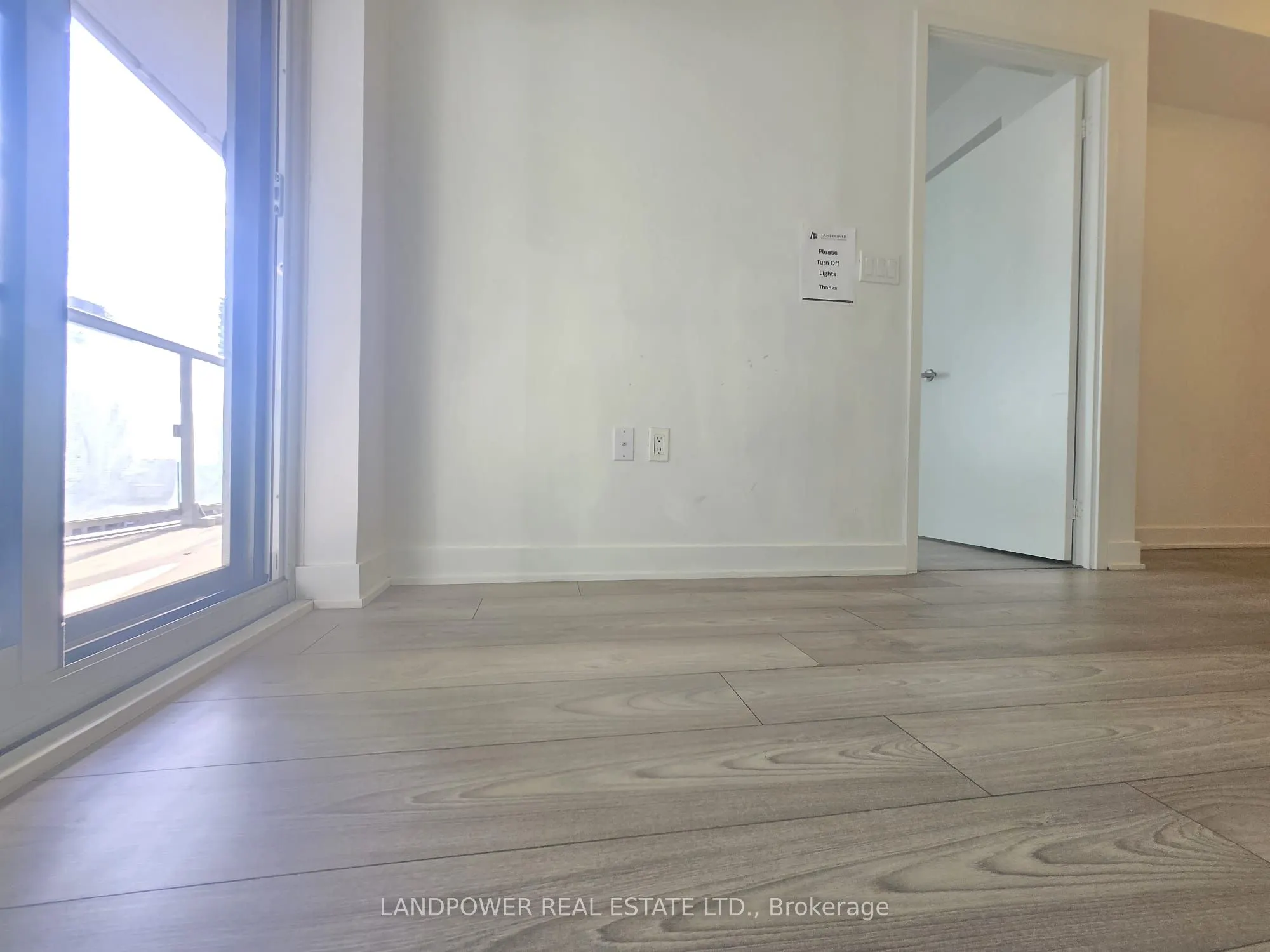 99 Broadway Avenue, #2508