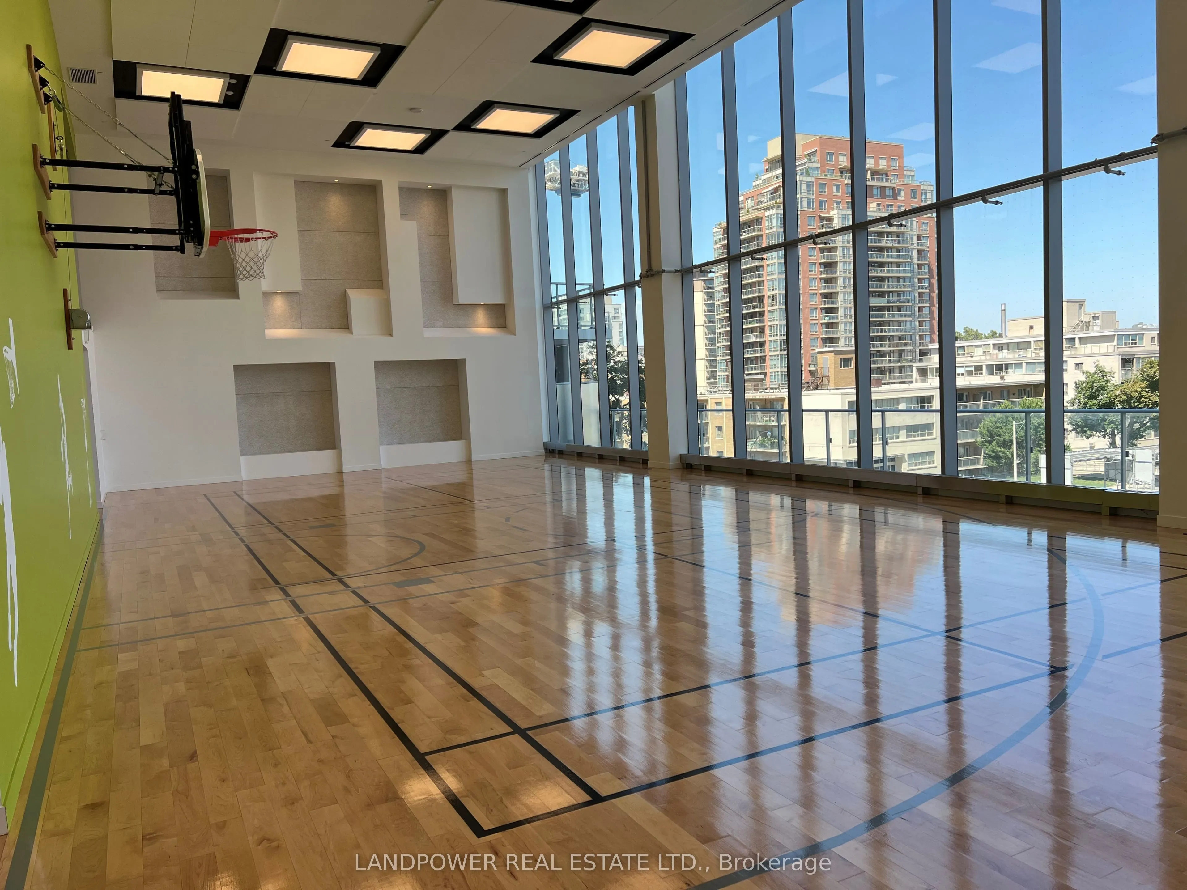 99 Broadway Avenue, #2508